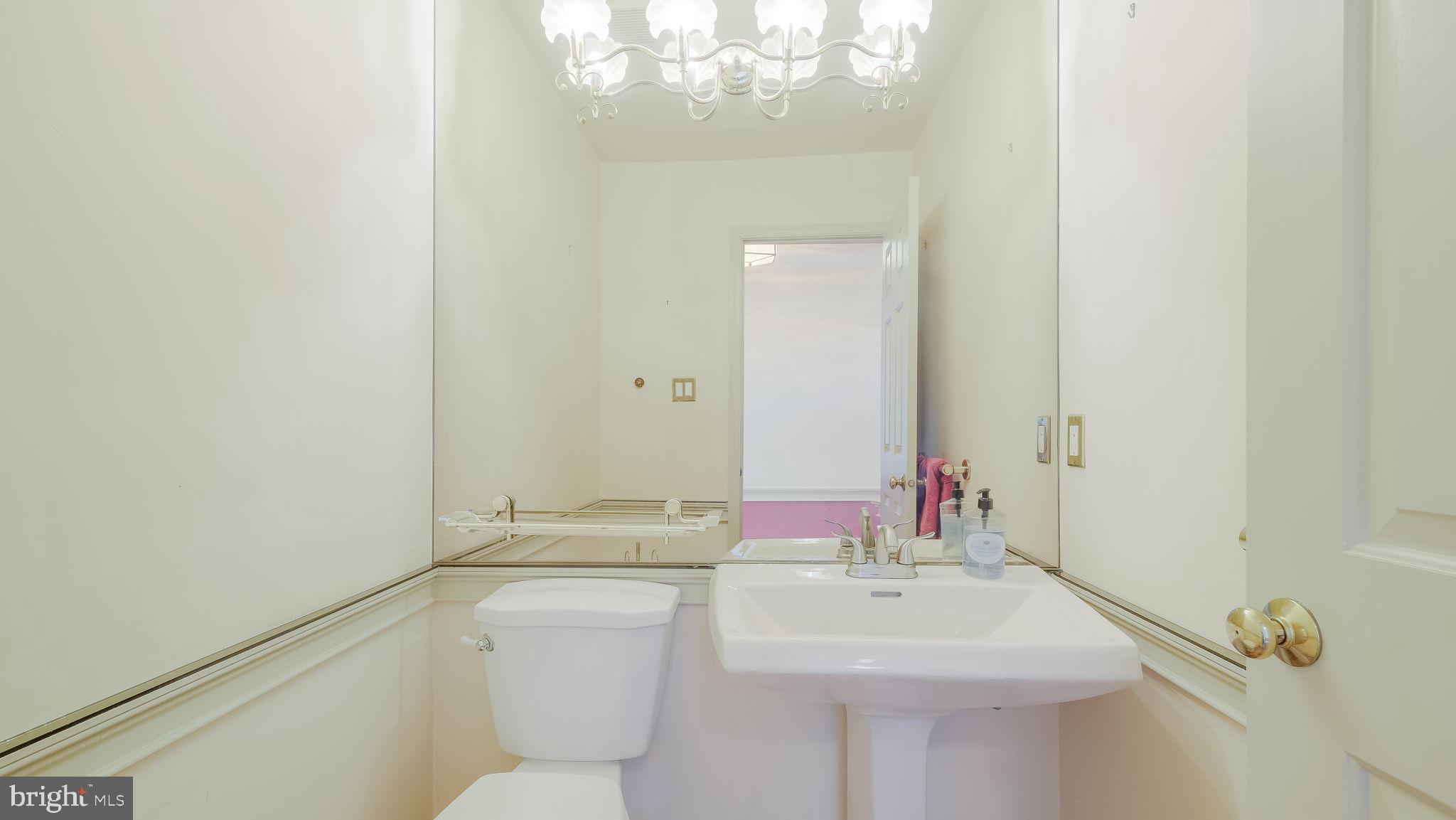 SOLEBURY FARMS EST - Residential