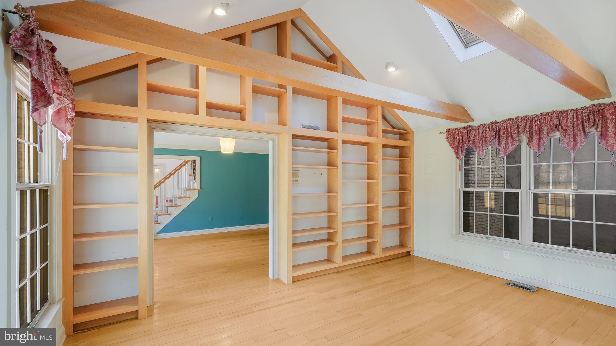 SOLEBURY FARMS EST - Residential