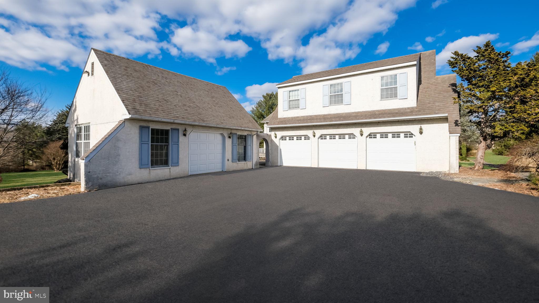 SOLEBURY FARMS EST - Residential