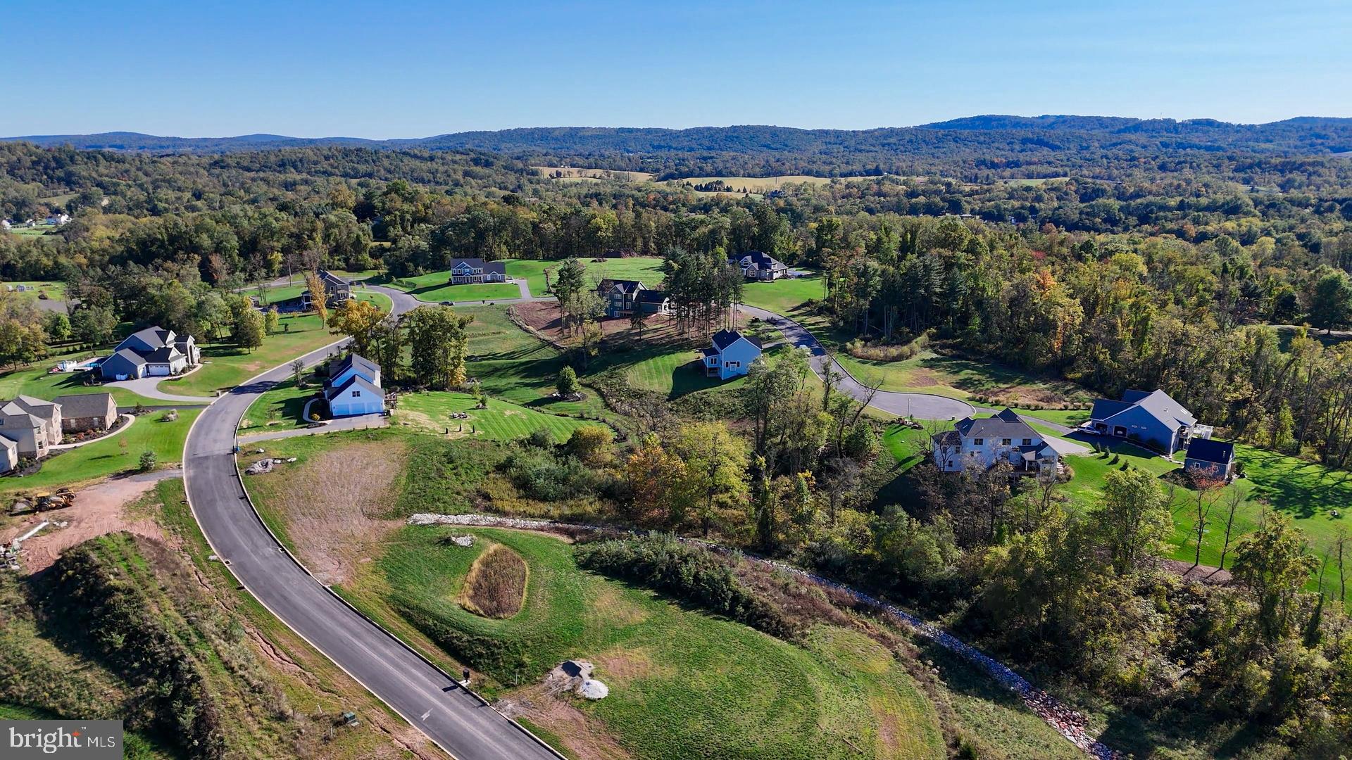 OAK HILL - Land