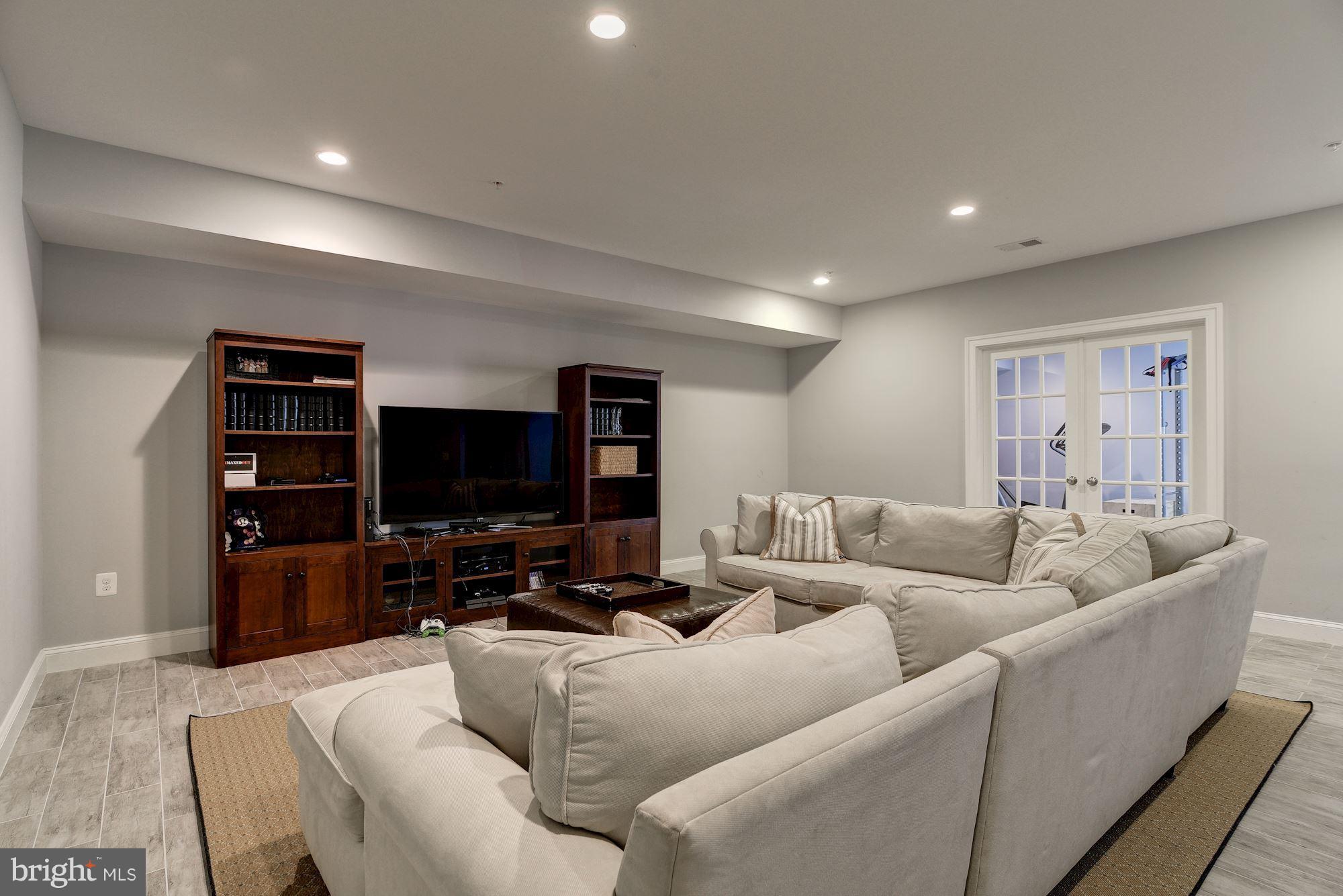 WESTWOOD - Residential