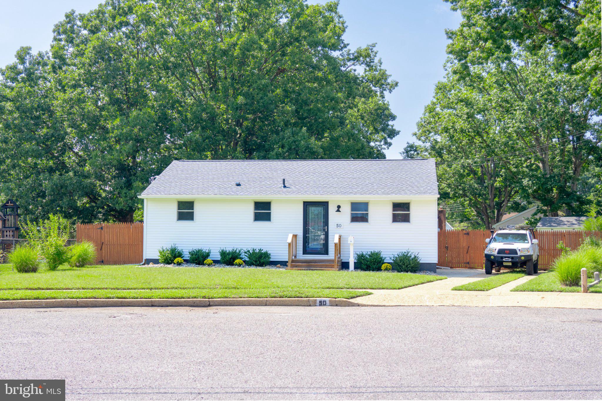50 VALLEY COURT