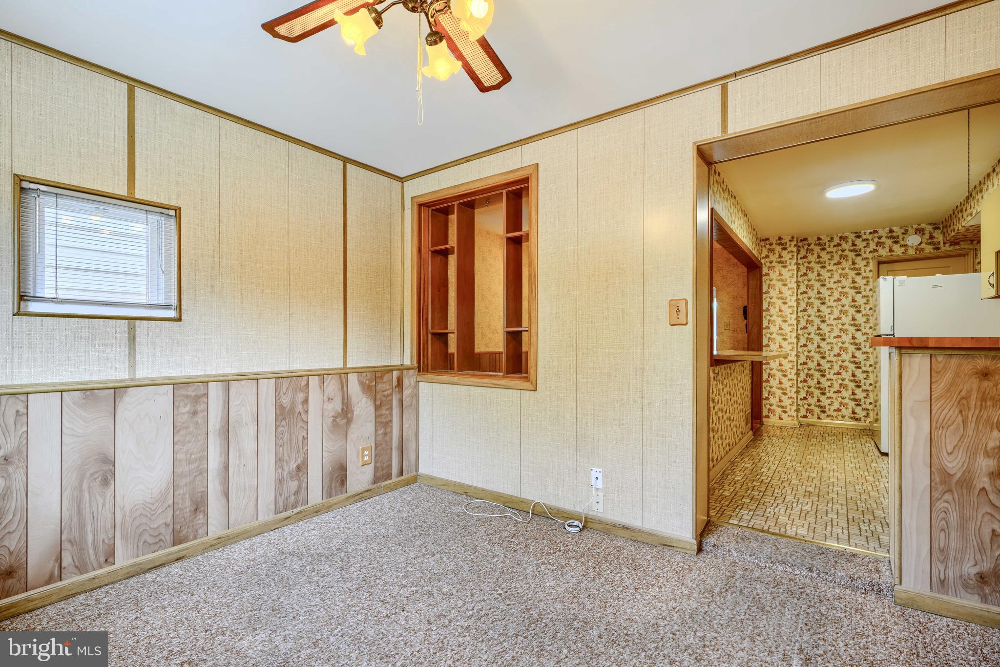 GRAY MANOR HOMES - Residential Lease