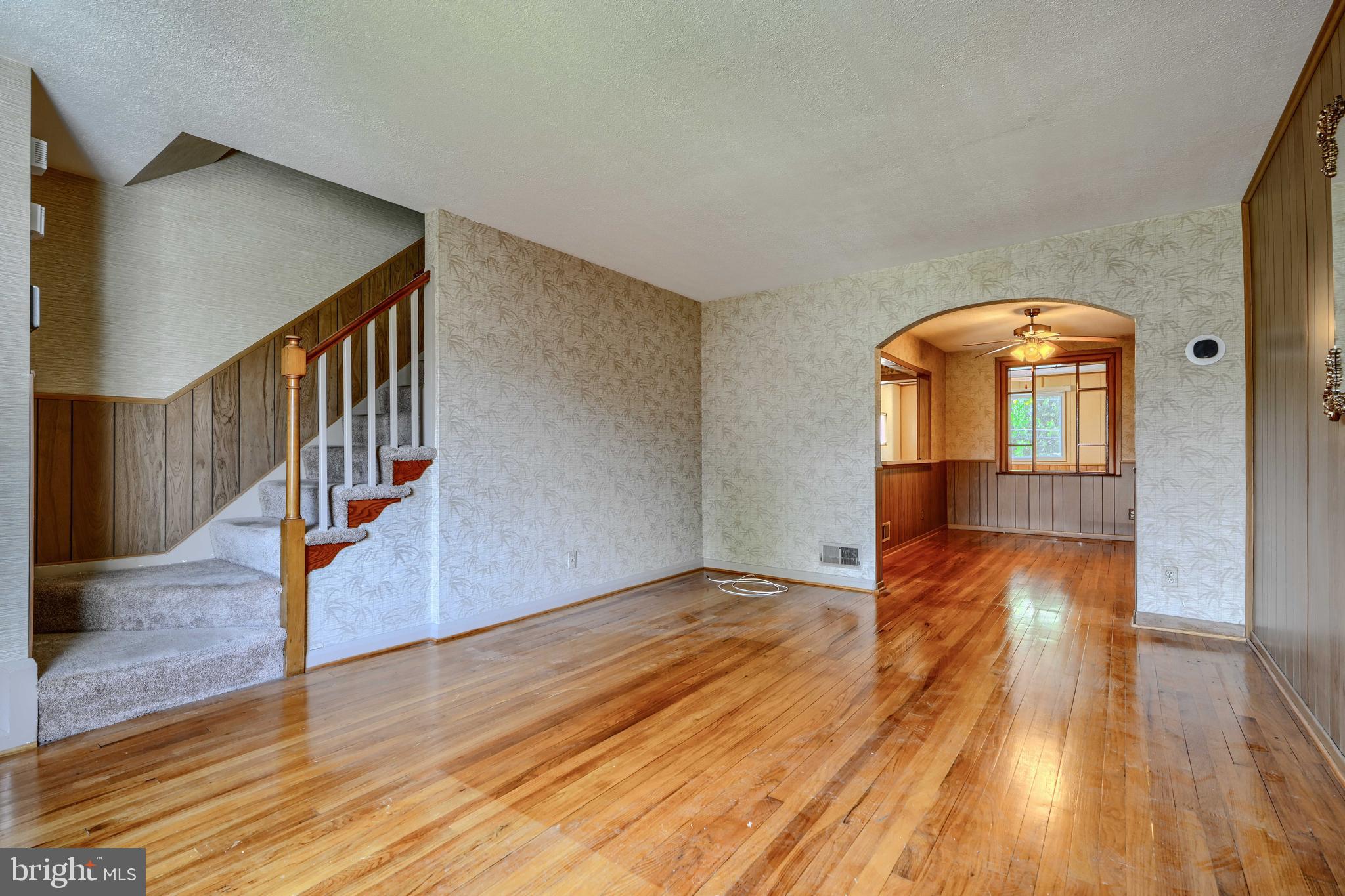 GRAY MANOR HOMES - Residential Lease