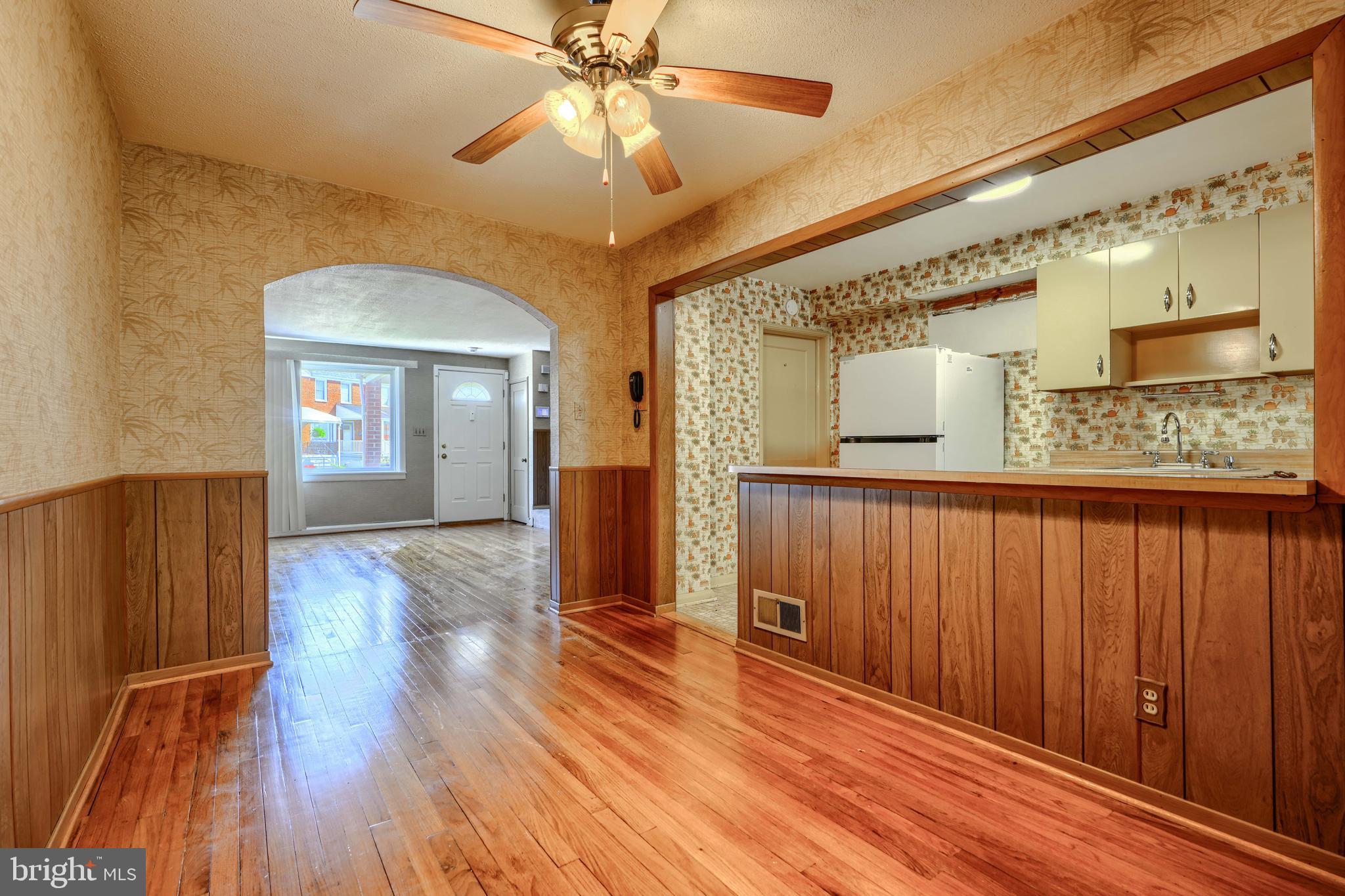 GRAY MANOR HOMES - Residential Lease