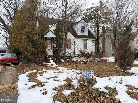 Homes For Sale - 6 Rhode Island Avenue<br/> CHERRY HILL, NJ 08002