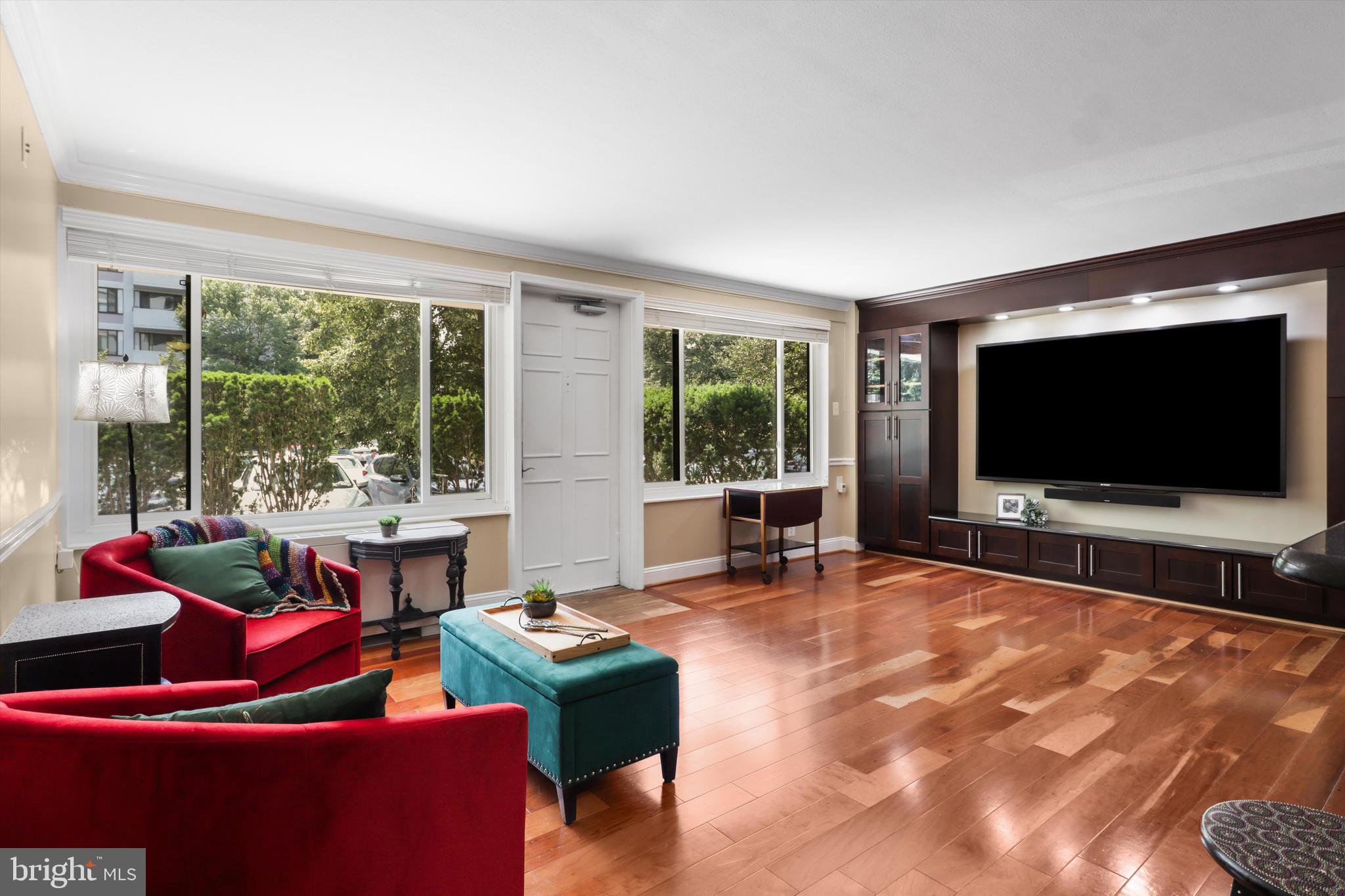 4501 ARLINGTON BOULEVARD 118