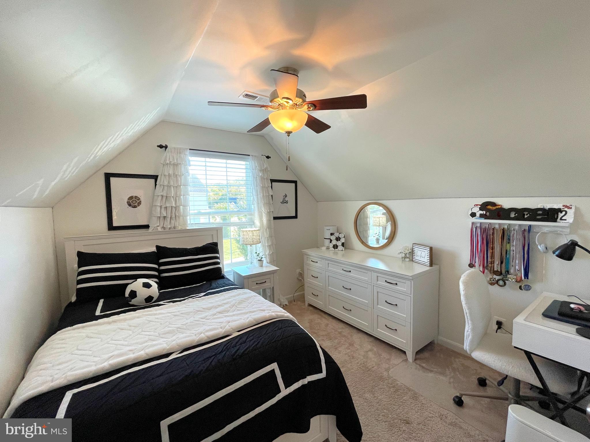 WHISPERING WOODS - Residential Lease