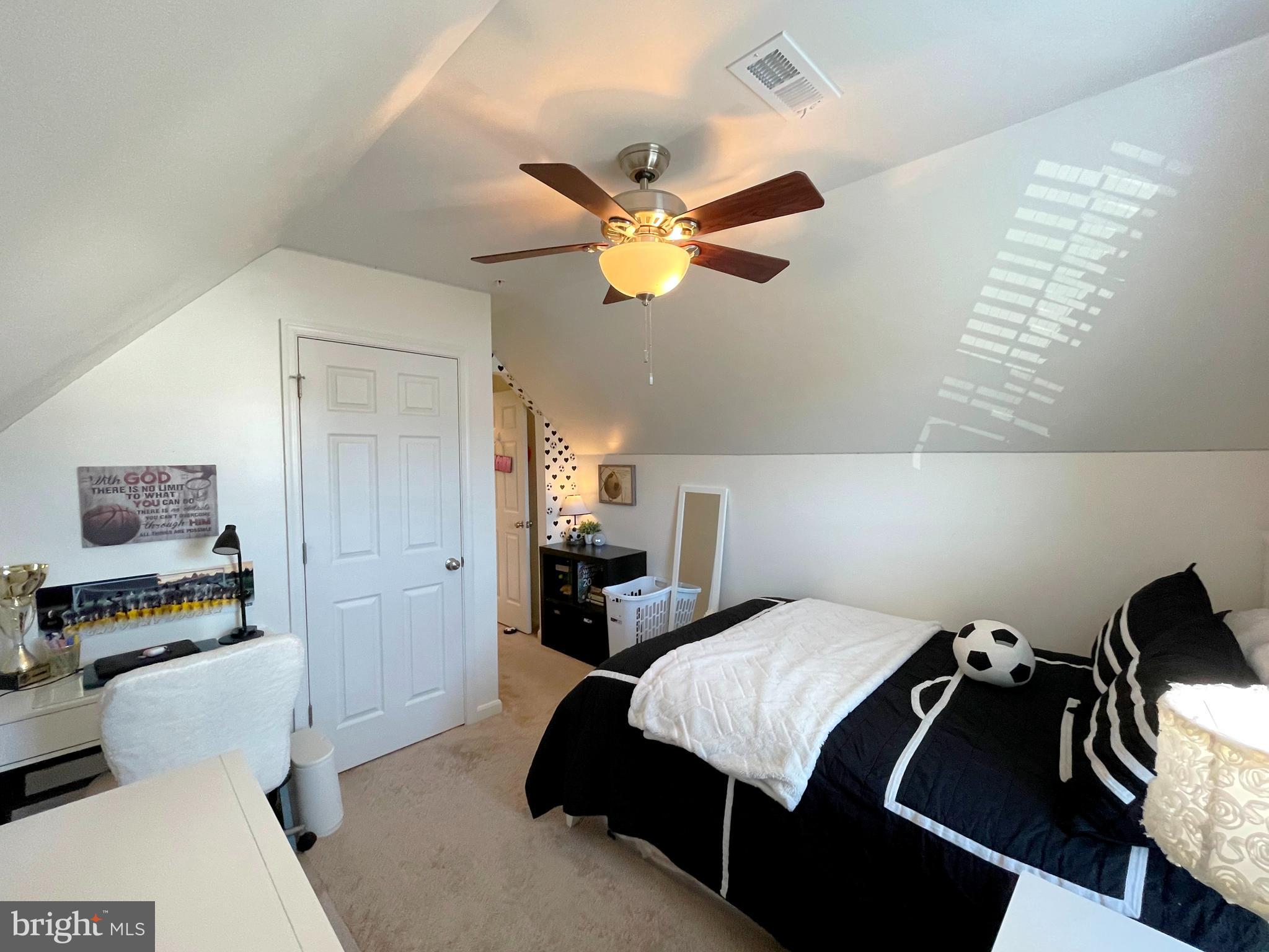 WHISPERING WOODS - Residential Lease