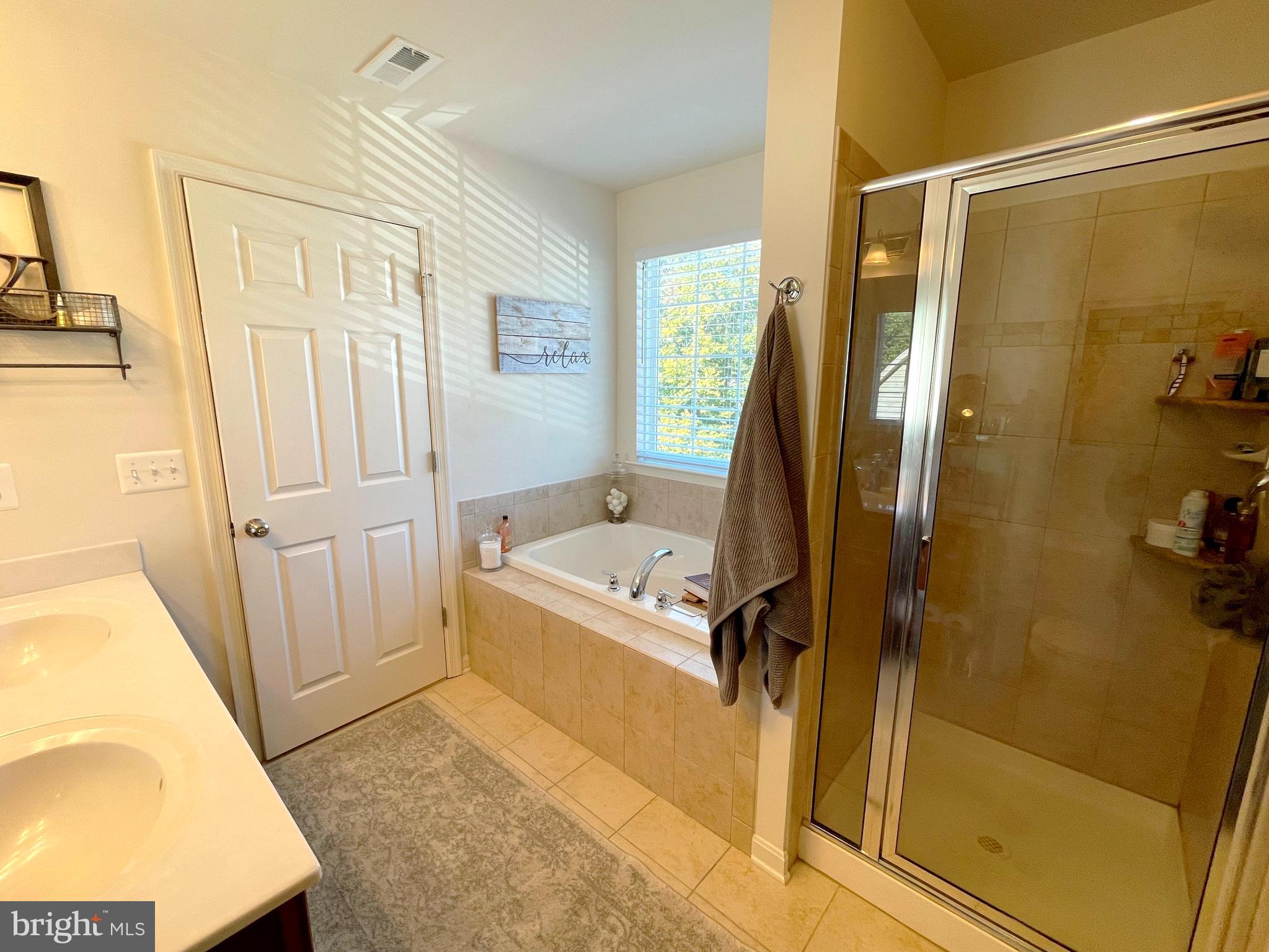 WHISPERING WOODS - Residential Lease