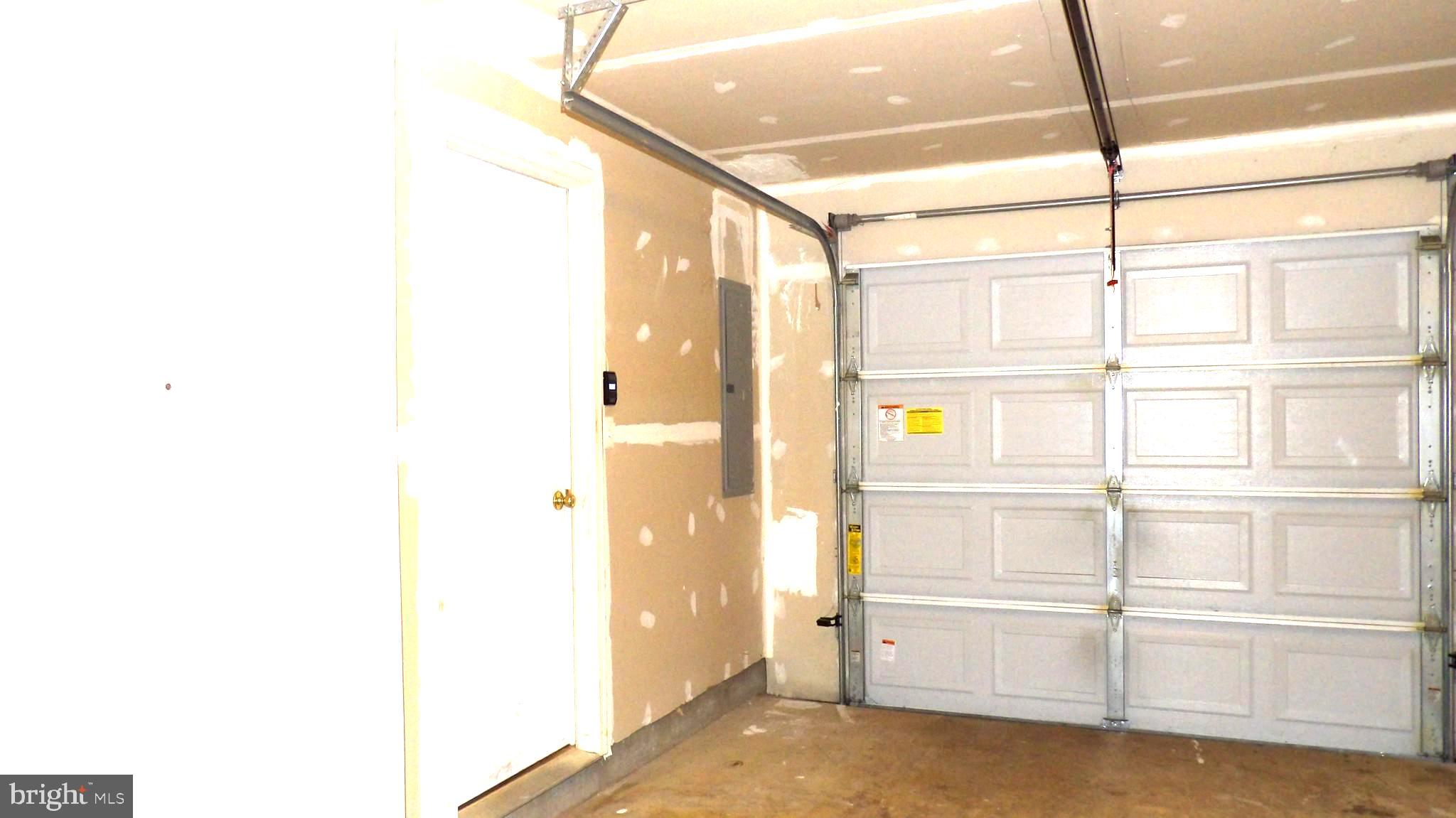 STONEBROOK VILLAGE - Residential Lease