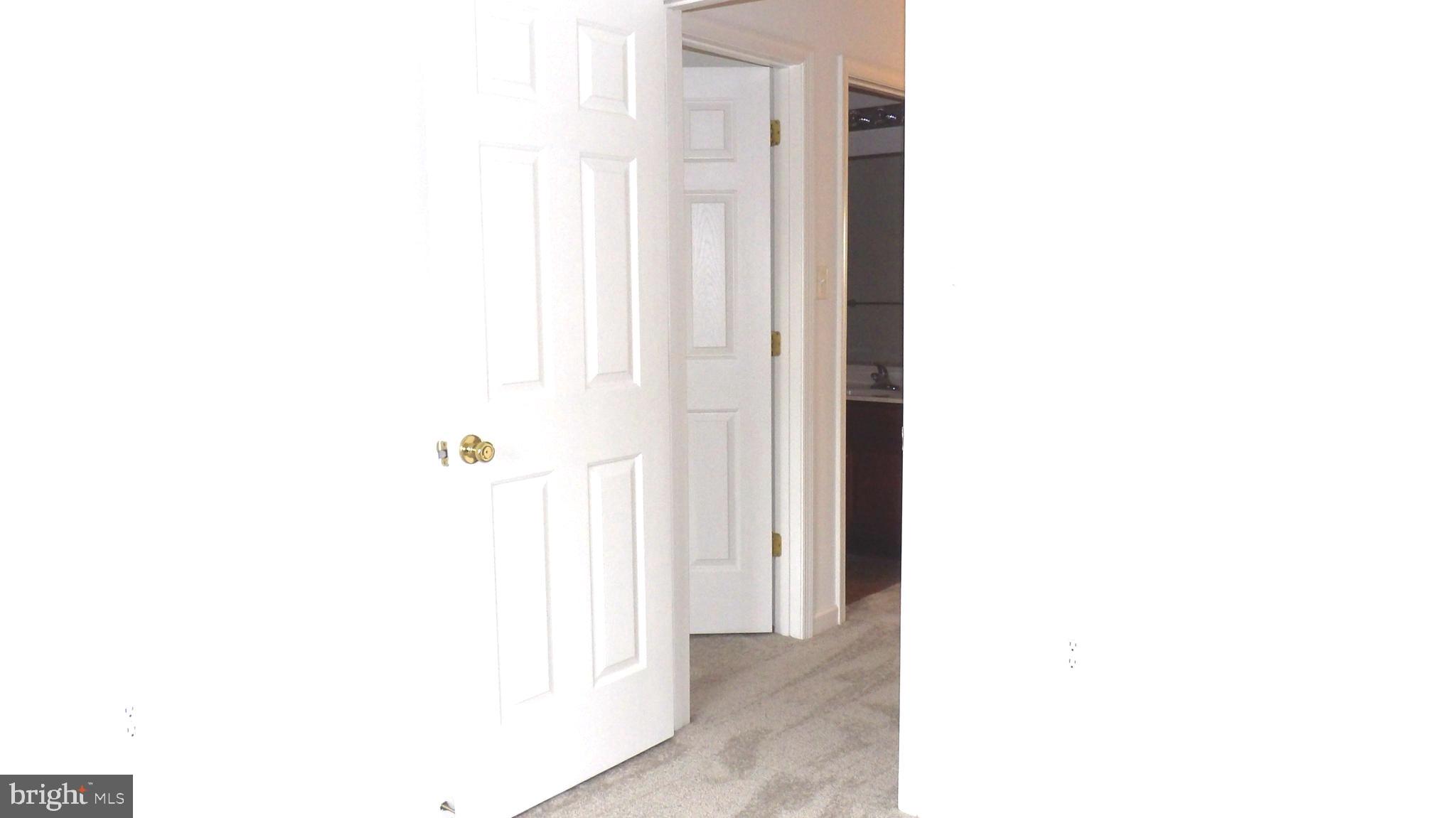 STONEBROOK VILLAGE - Residential Lease