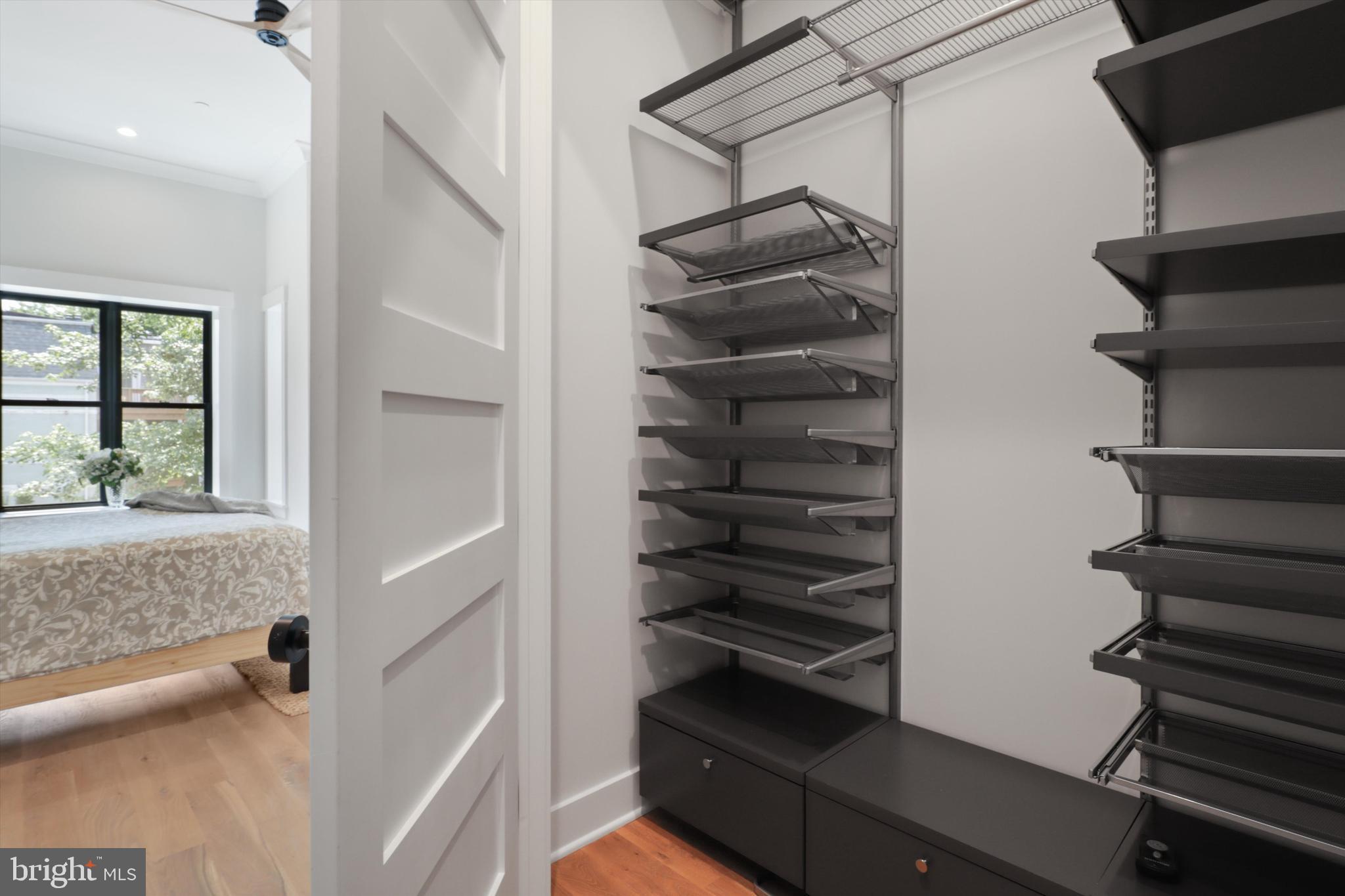 CAPITOL HILL - Residential