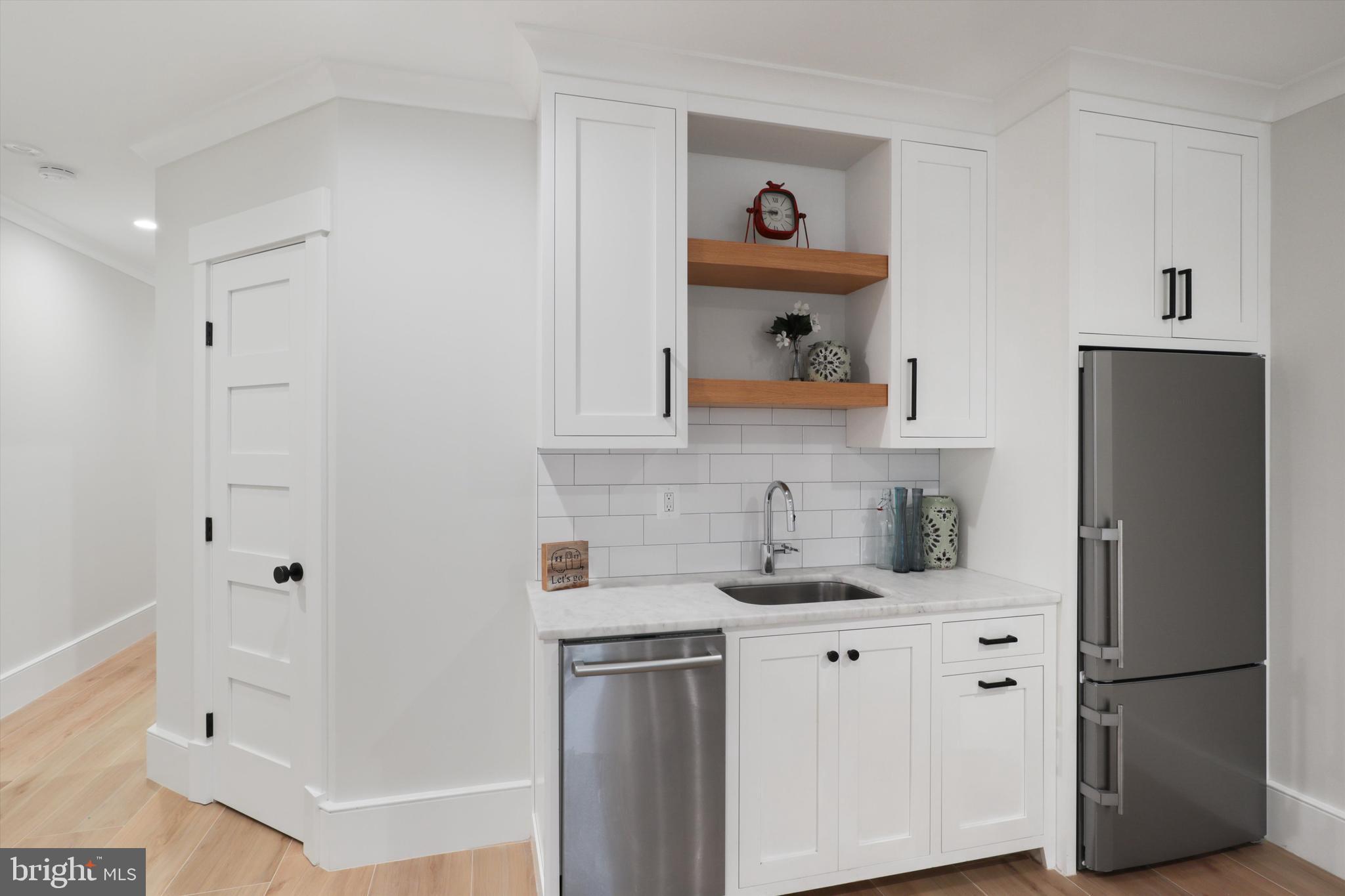 CAPITOL HILL - Residential