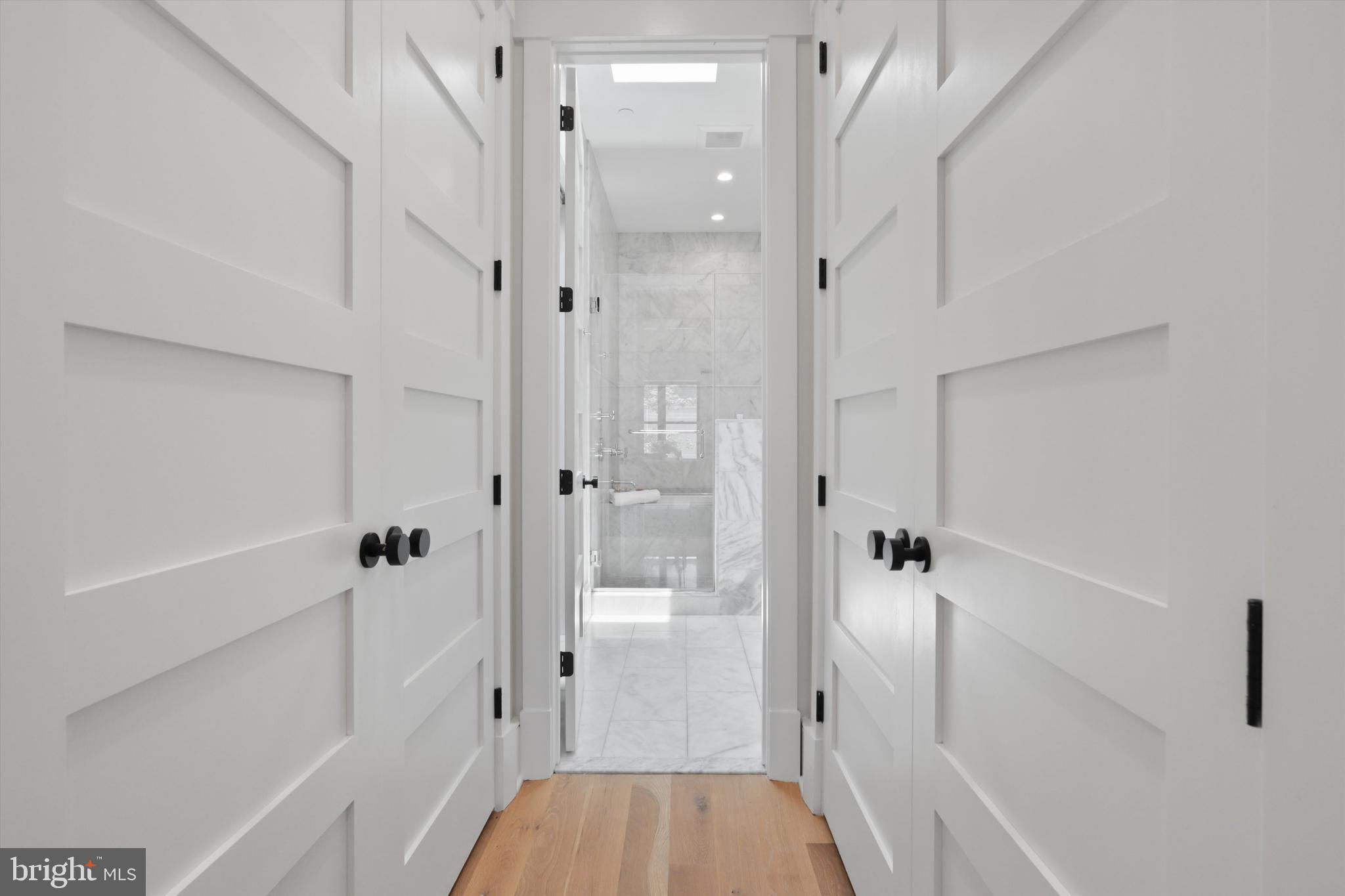 CAPITOL HILL - Residential