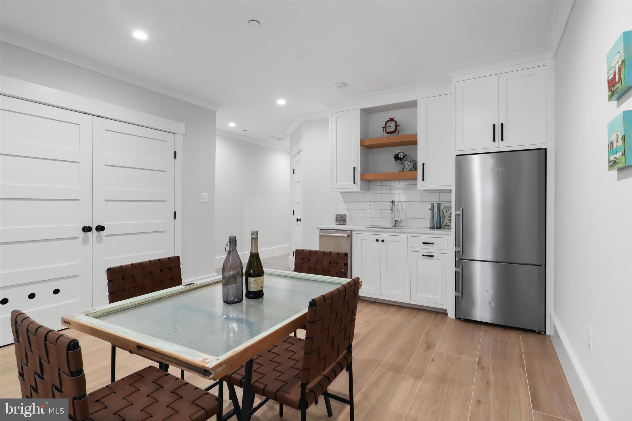CAPITOL HILL - Residential
