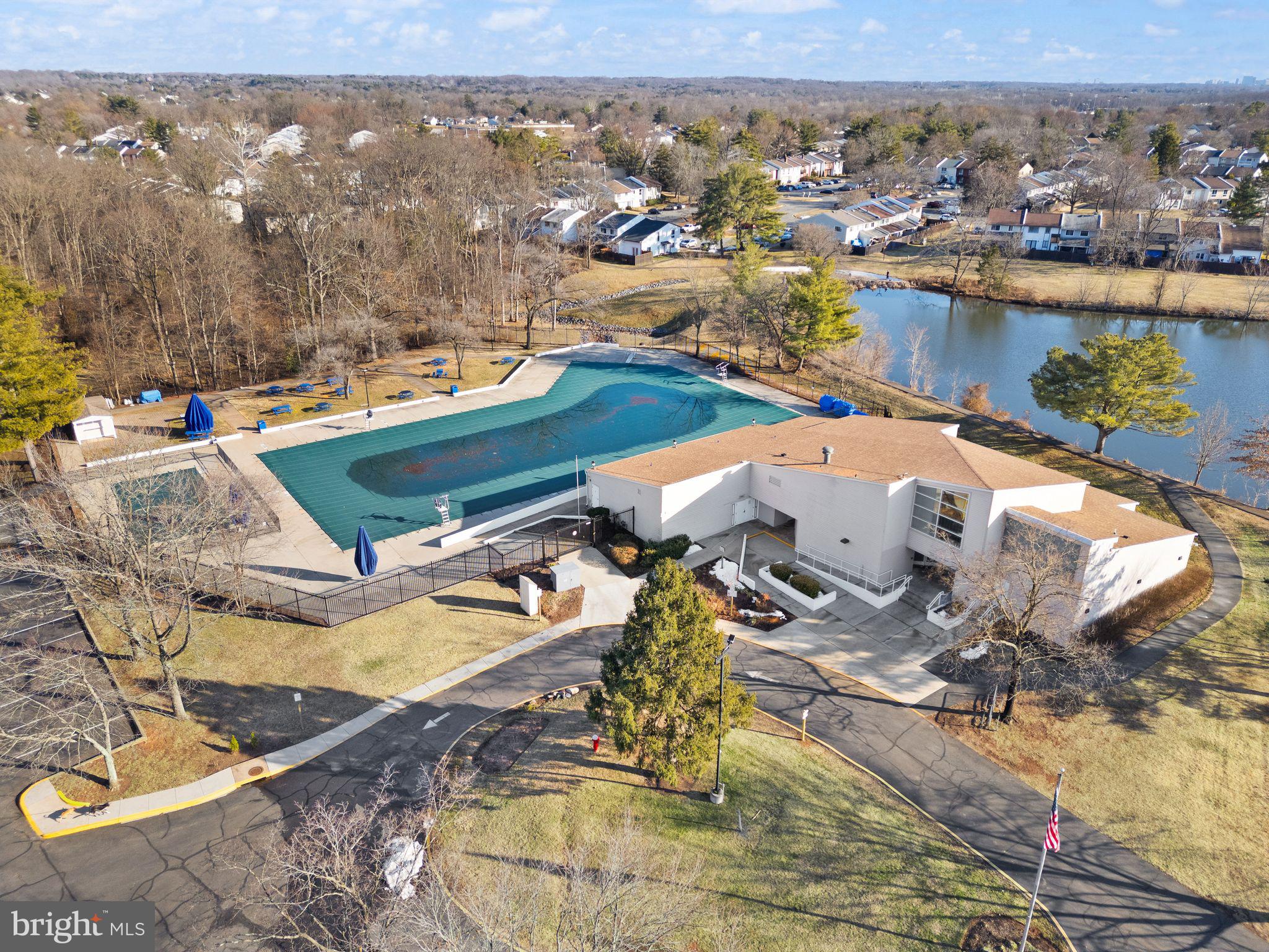 SUGARLAND RUN - Residential