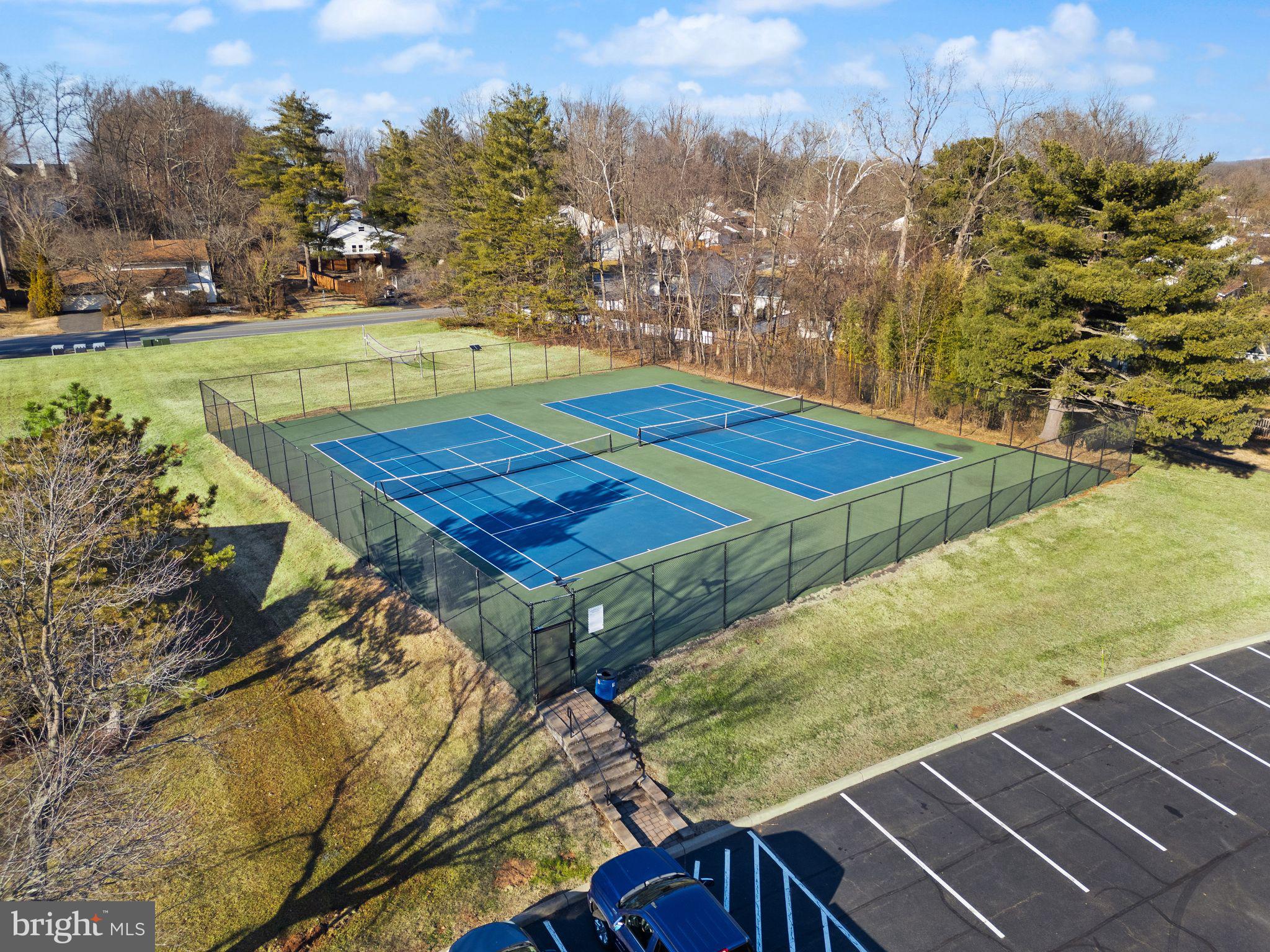 SUGARLAND RUN - Residential