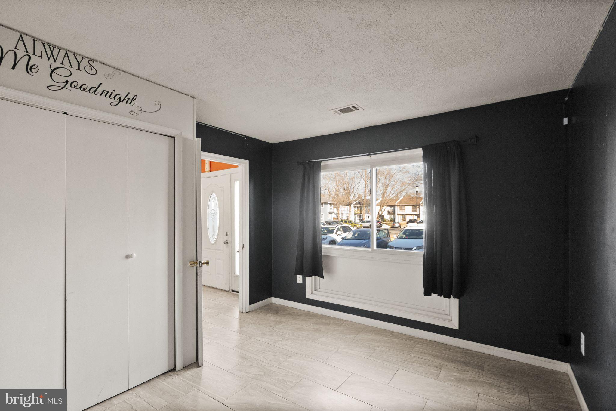 SUGARLAND RUN - Residential