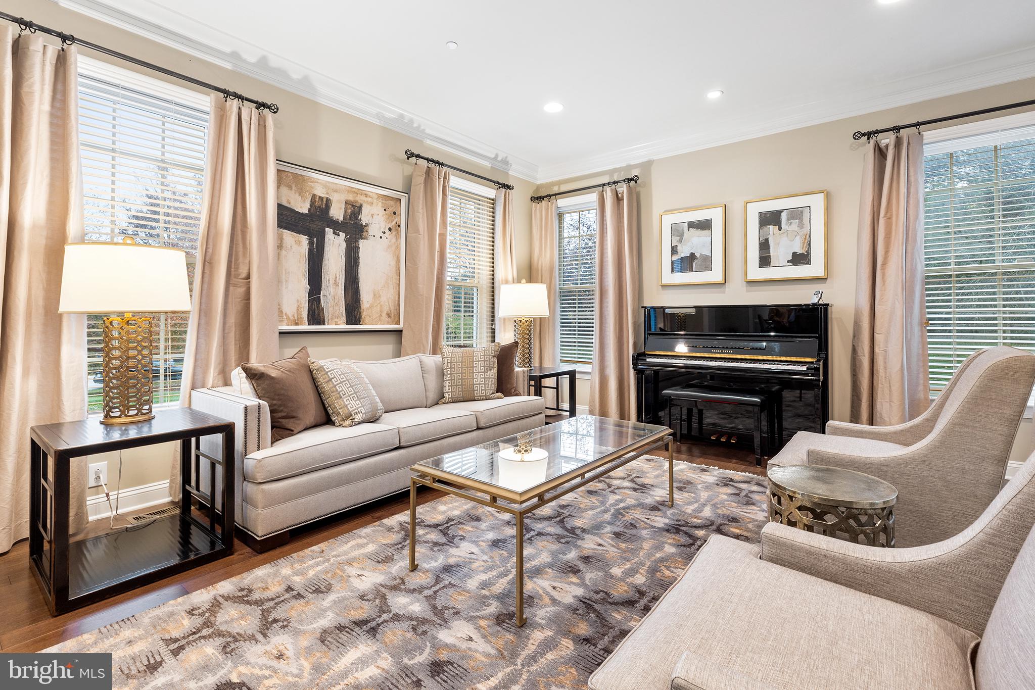 SUMMERHILL - Residential