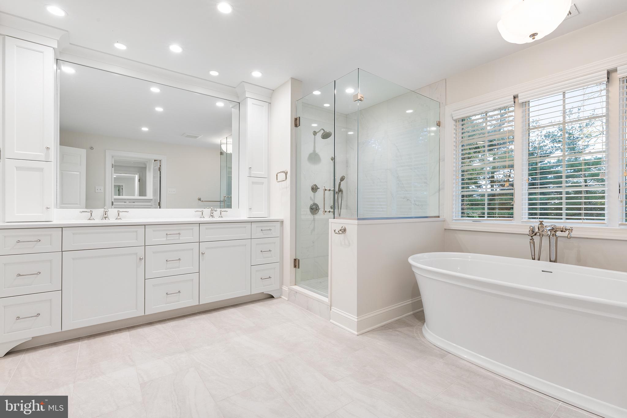 SUMMERHILL - Residential