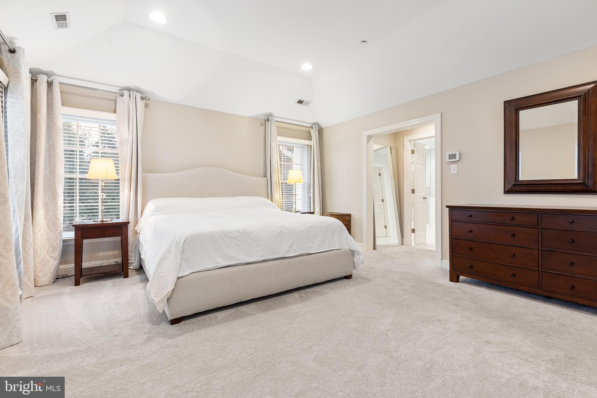 SUMMERHILL - Residential