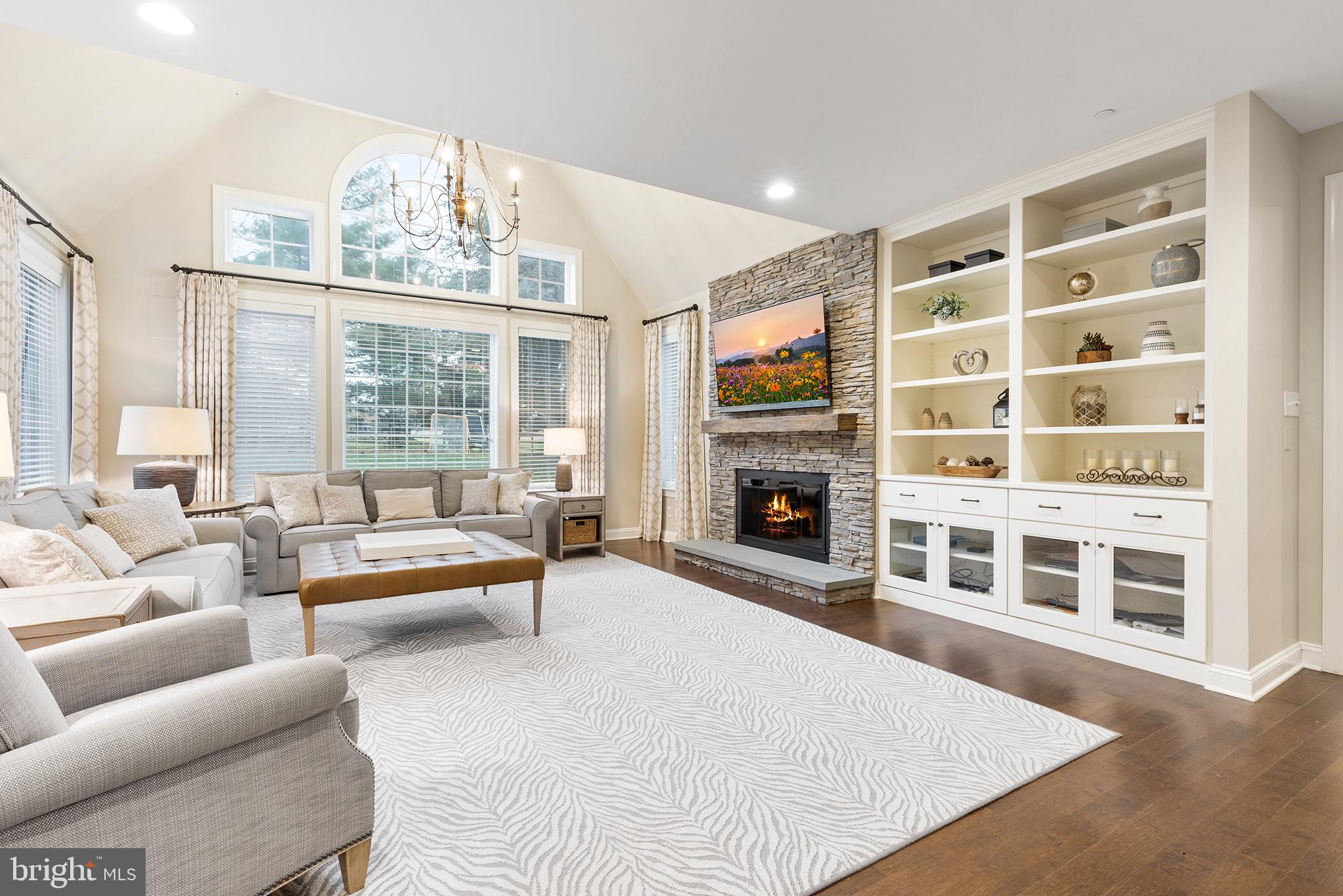 SUMMERHILL - Residential