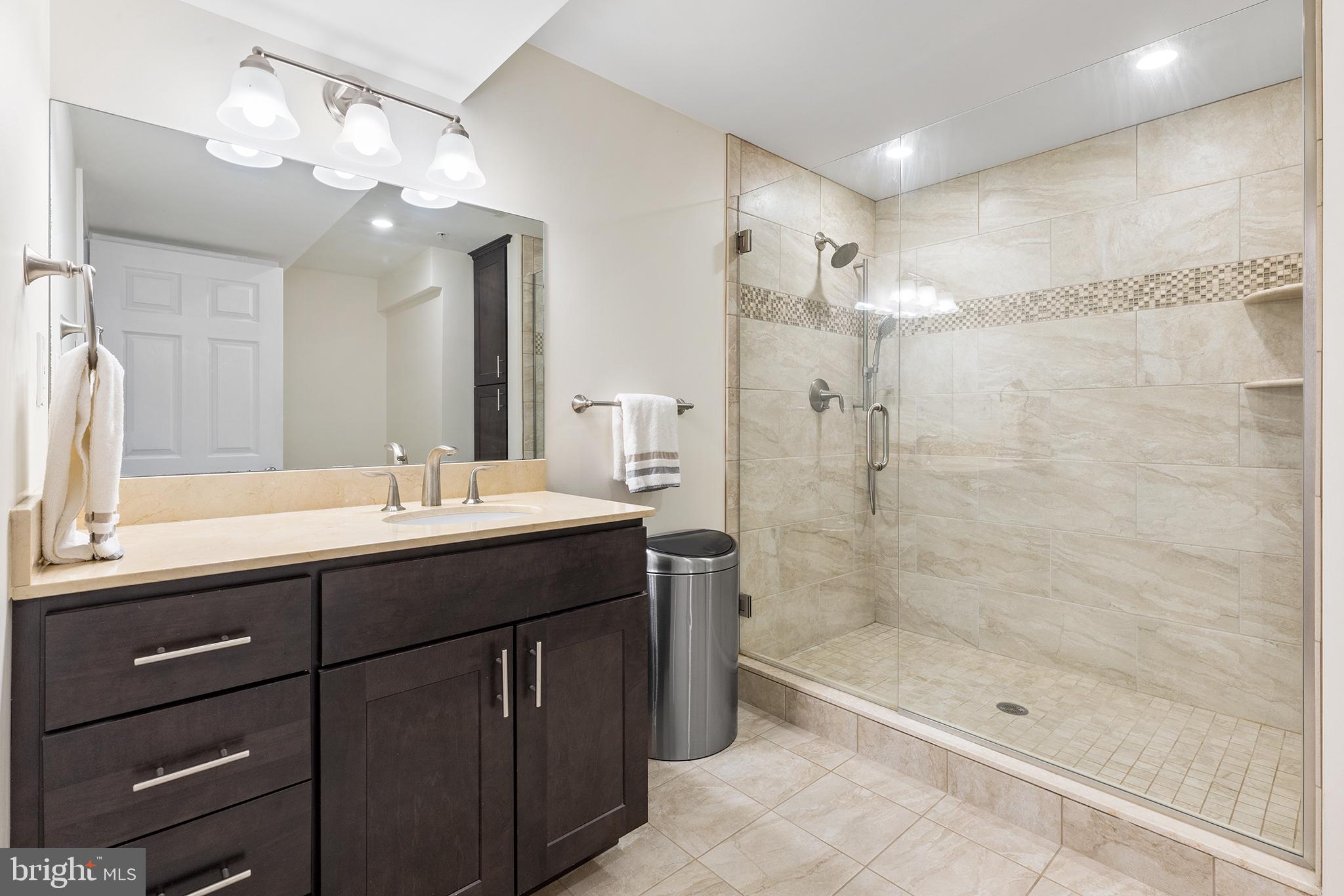 SUMMERHILL - Residential