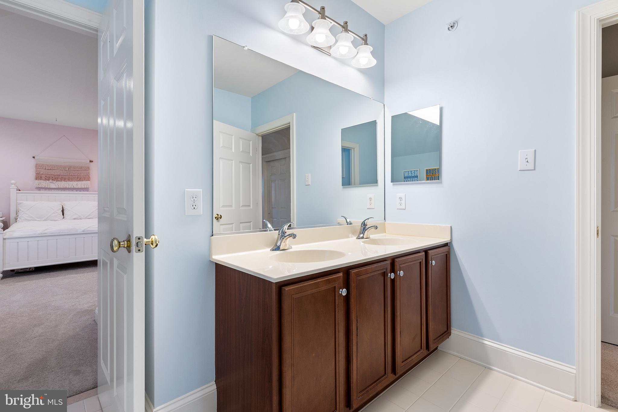 SUMMERHILL - Residential