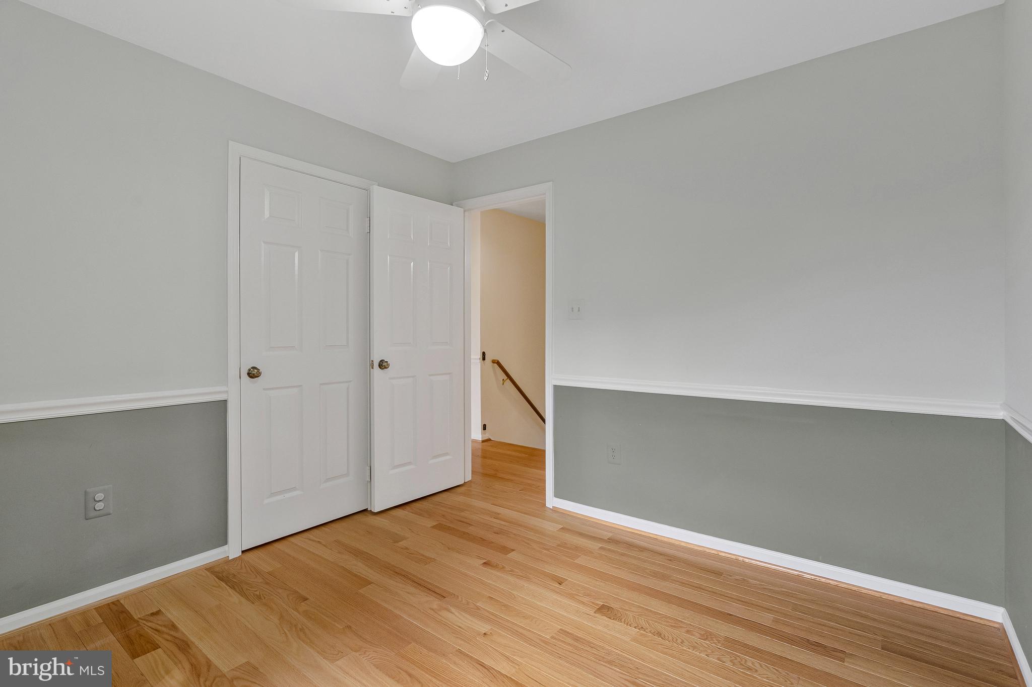 OAKTON GLEN - Residential Lease