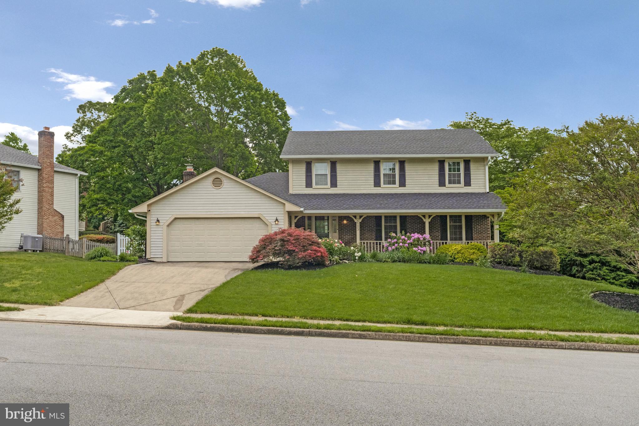 OAKTON GLEN - Residential Lease