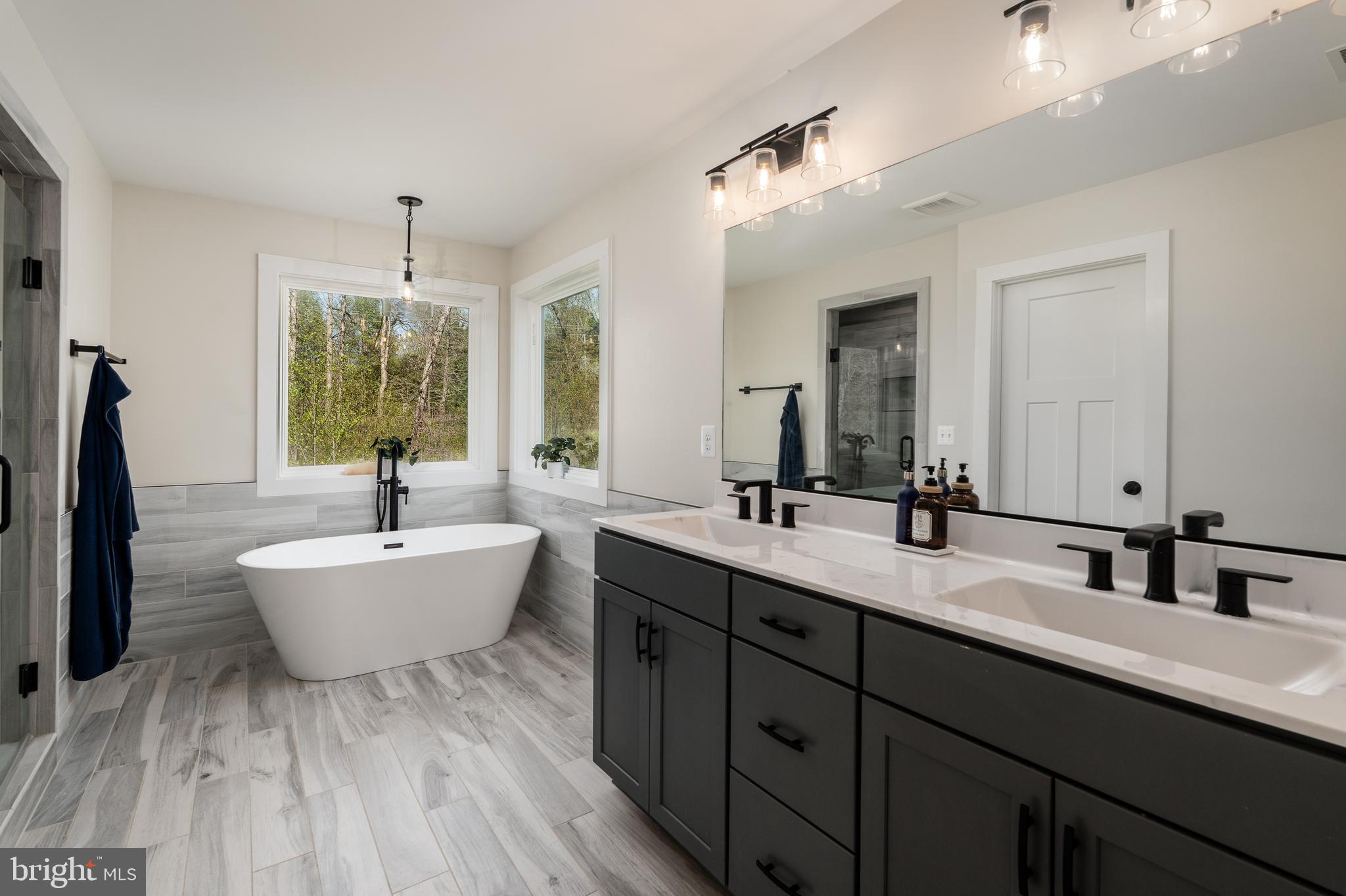 ELK CREEK LANDING - Residential