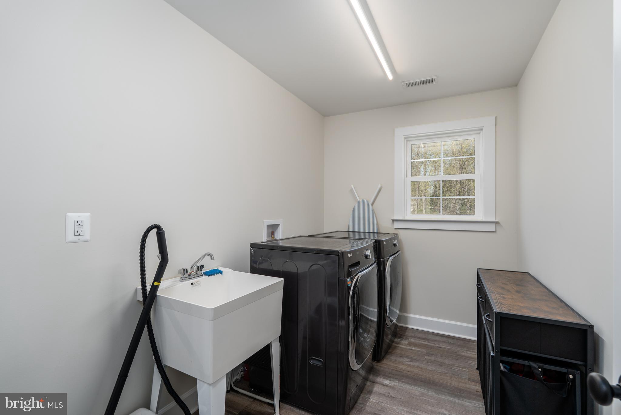 ELK CREEK LANDING - Residential