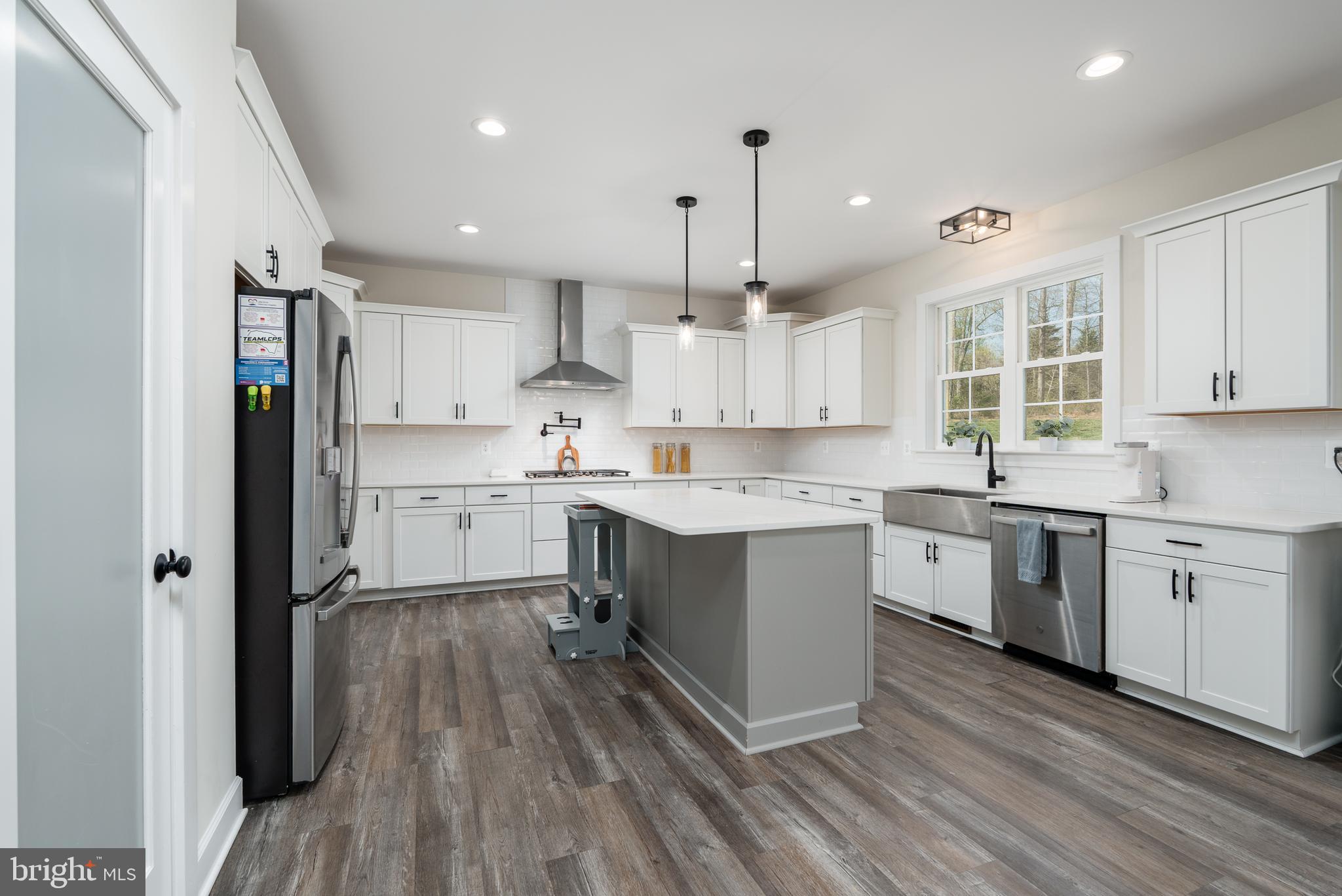 ELK CREEK LANDING - Residential