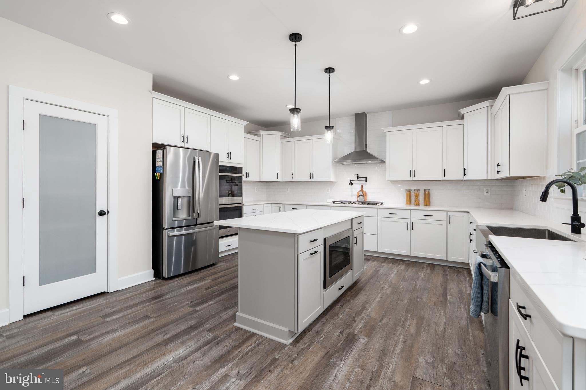 ELK CREEK LANDING - Residential