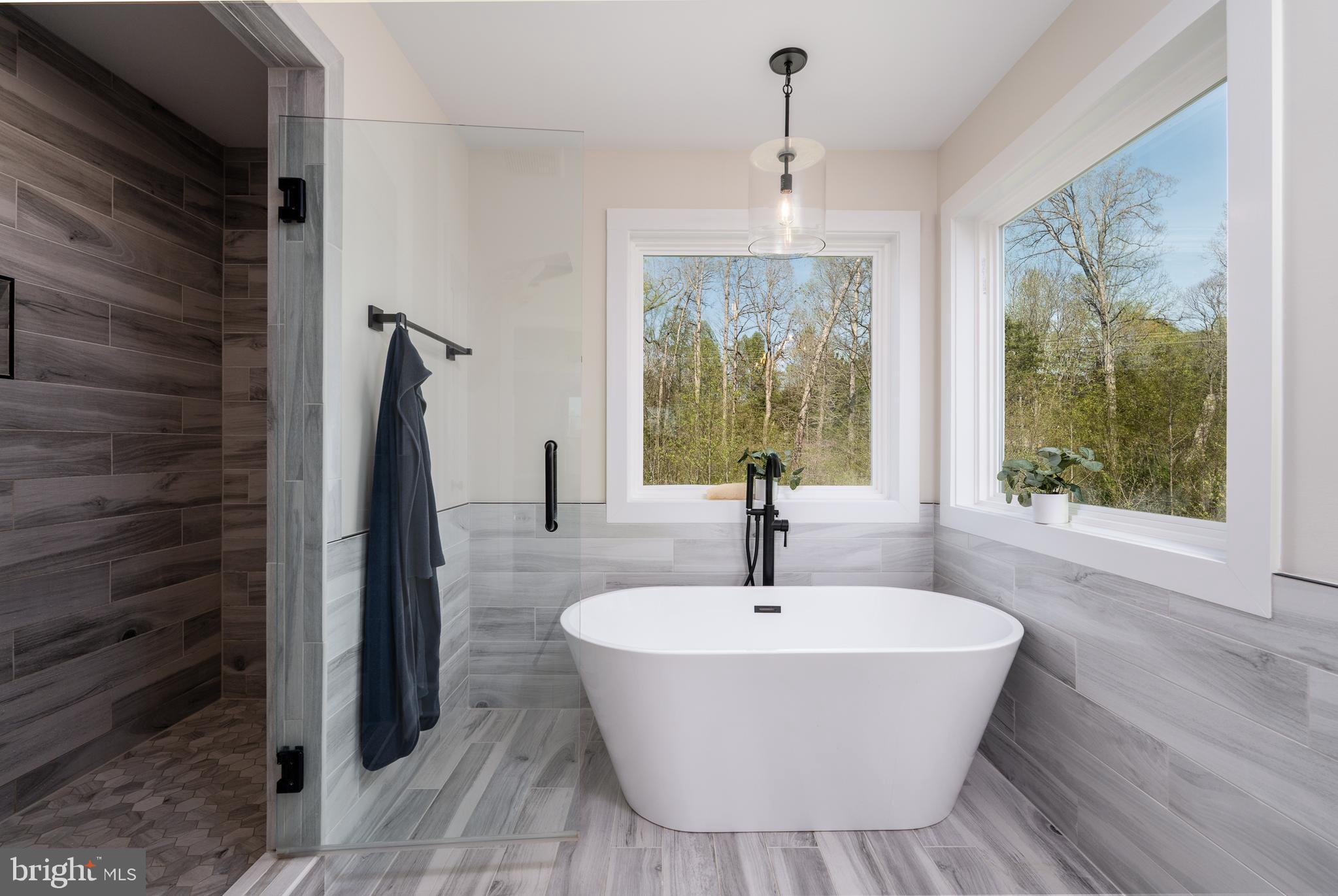 ELK CREEK LANDING - Residential