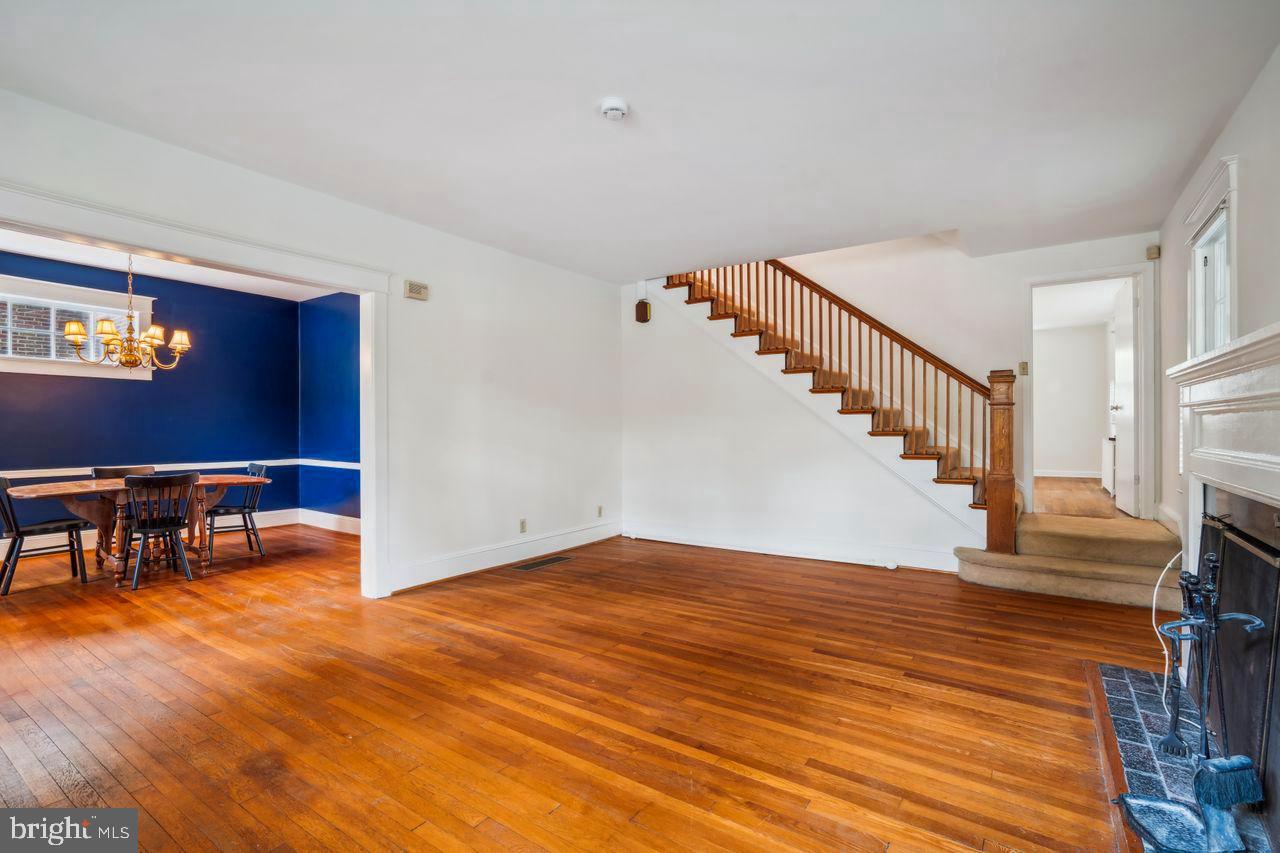 UNIVERSITY PARK - Residential