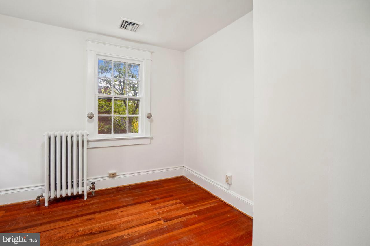 UNIVERSITY PARK - Residential