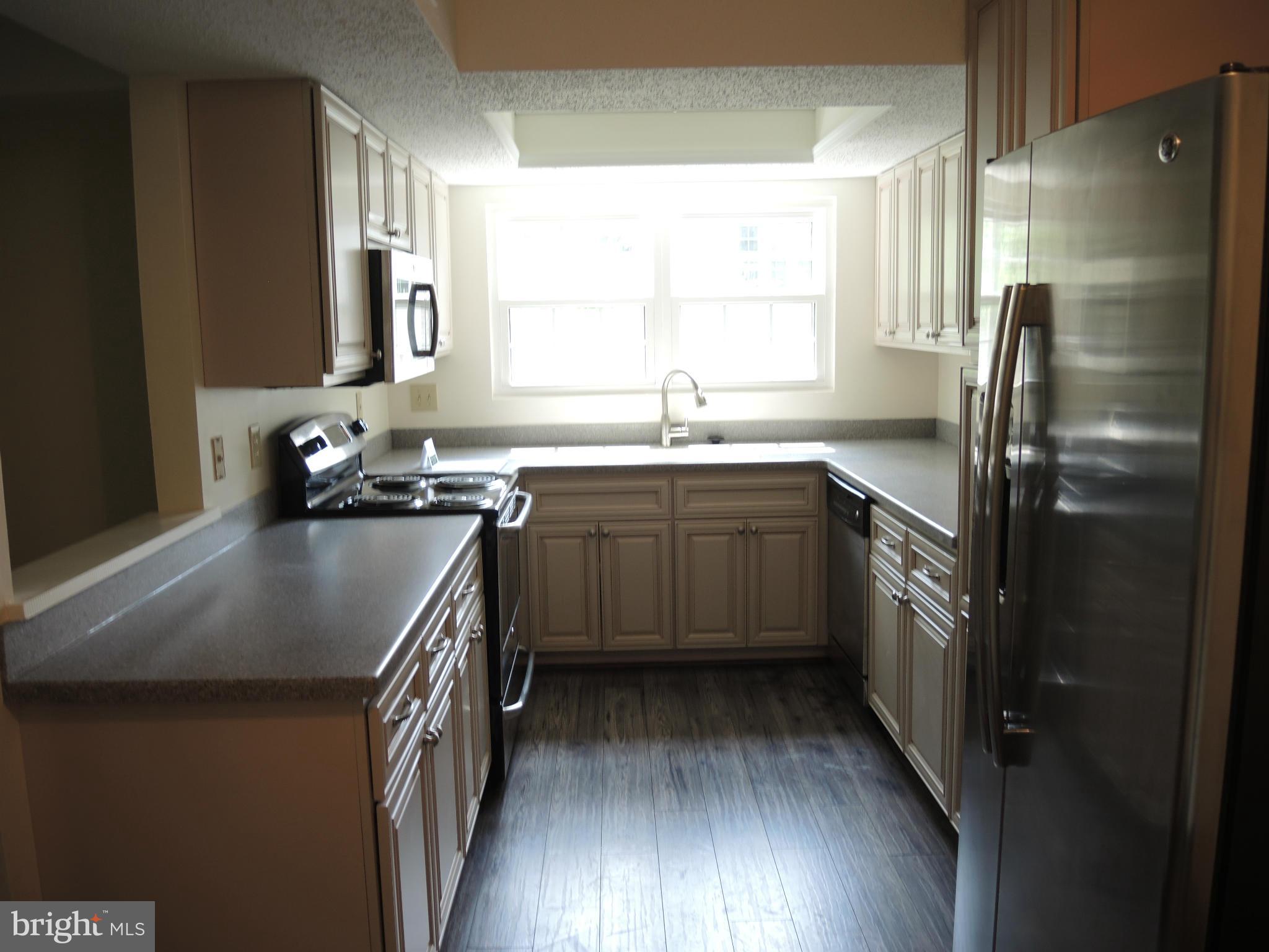 FOX CHAPEL AT TUDOR KNOLLS - Residential