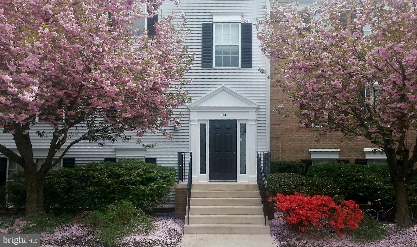 FOX CHAPEL AT TUDOR KNOLLS - Residential