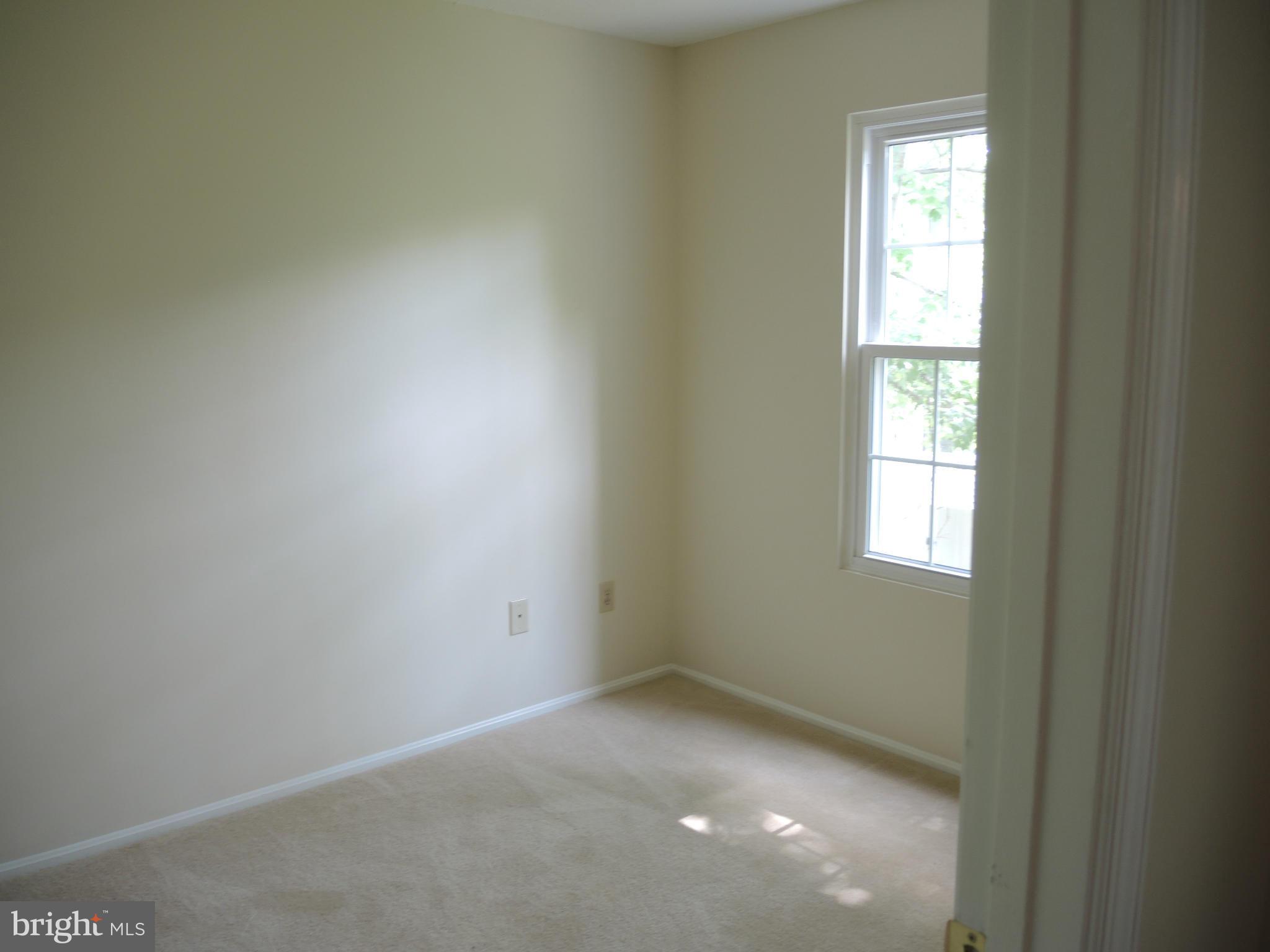 FOX CHAPEL AT TUDOR KNOLLS - Residential