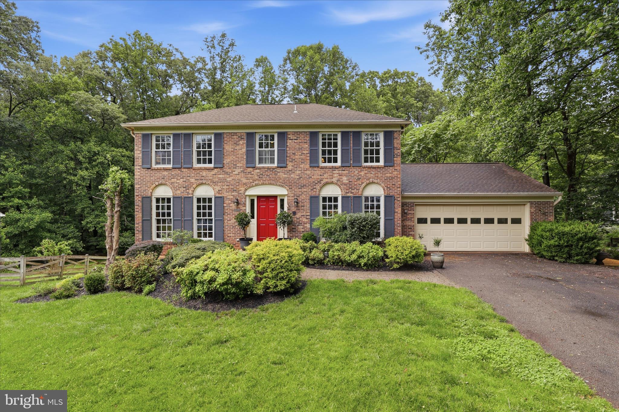 MILL RUN CROSSING - Residential