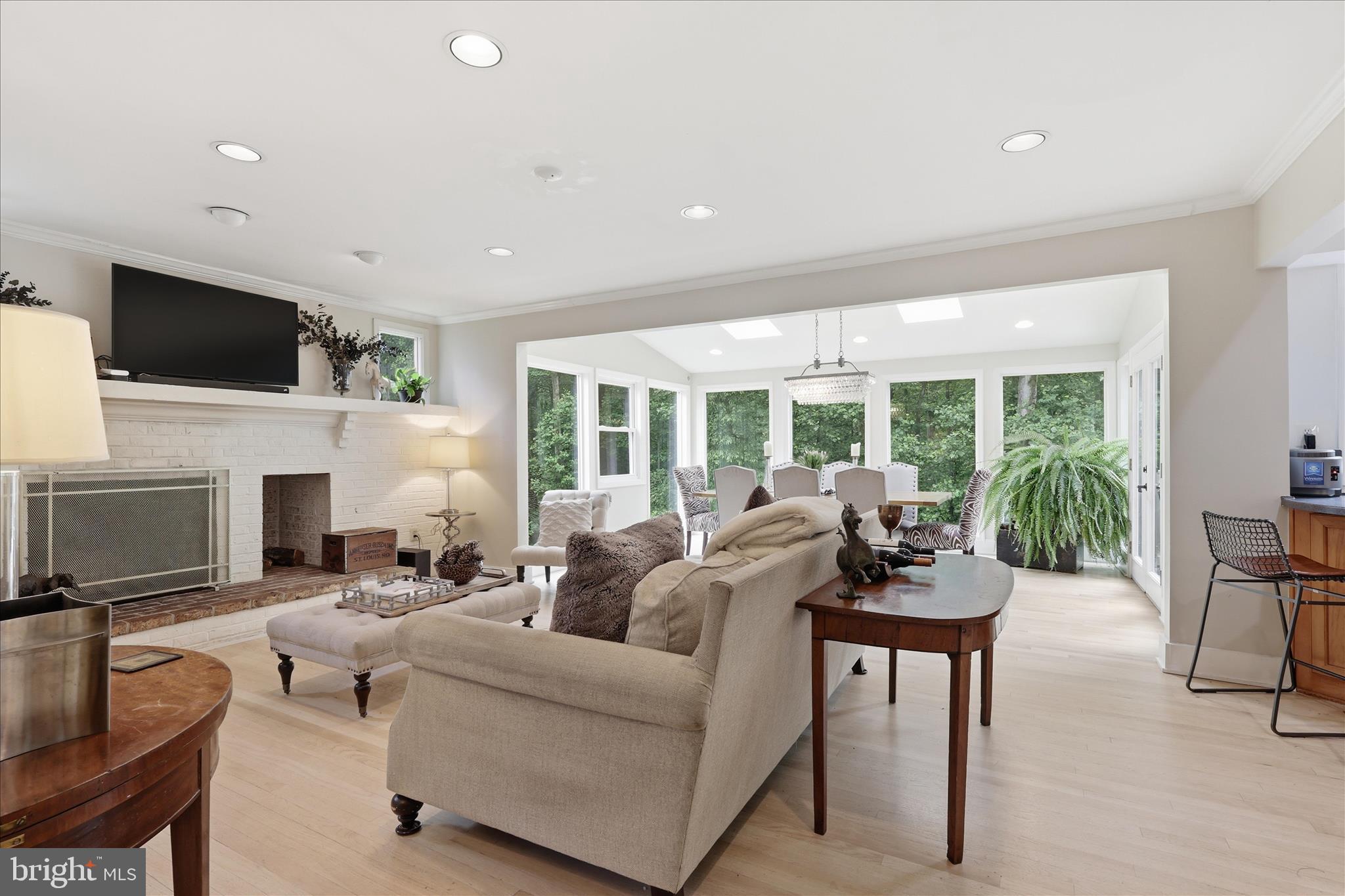 MILL RUN CROSSING - Residential