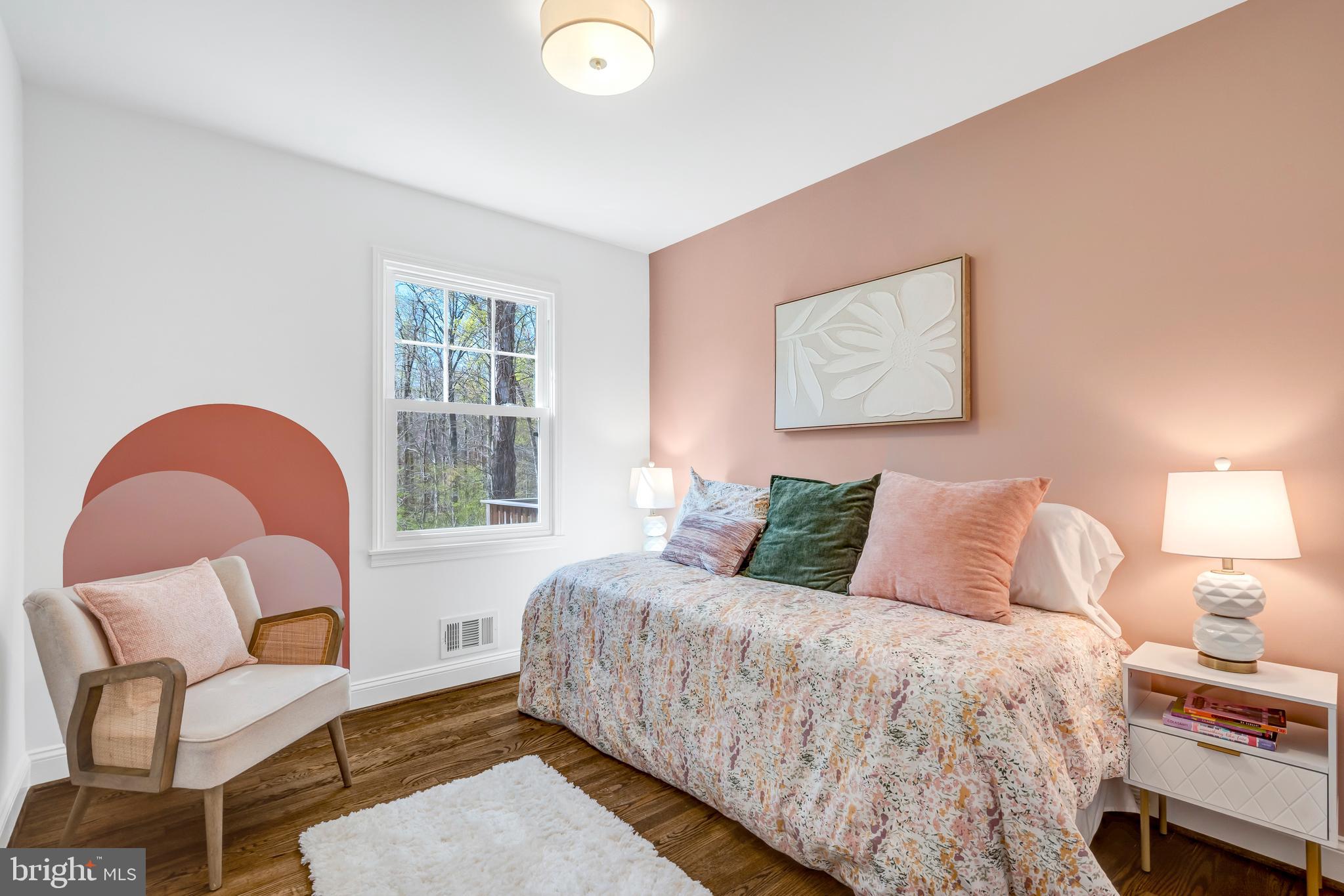 CANTERBURY WOODS - Residential