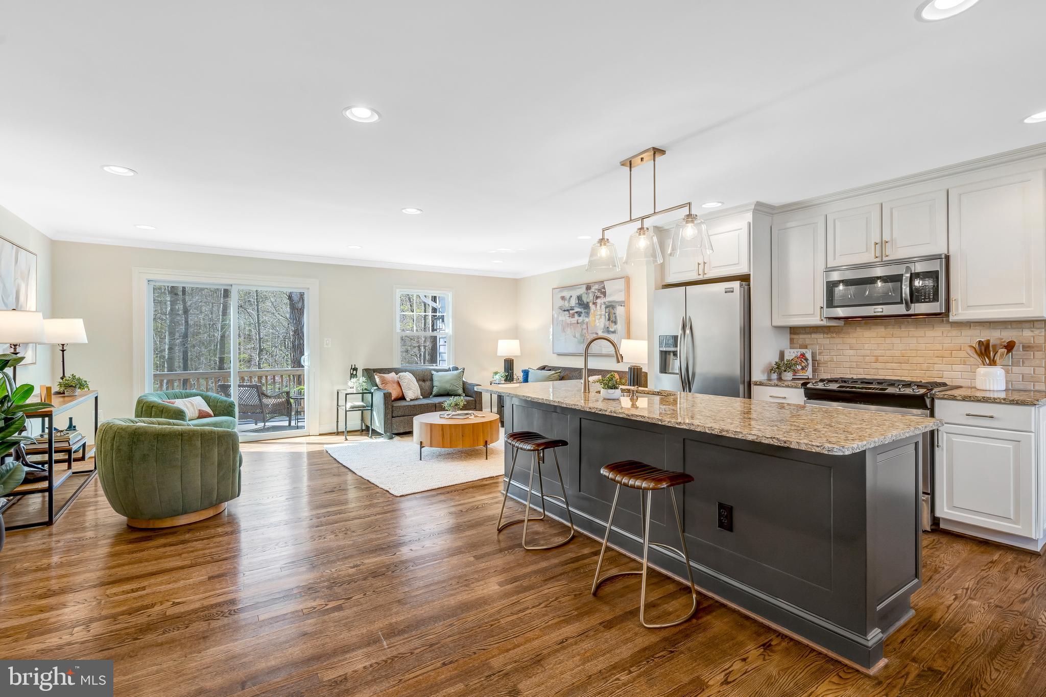 CANTERBURY WOODS - Residential