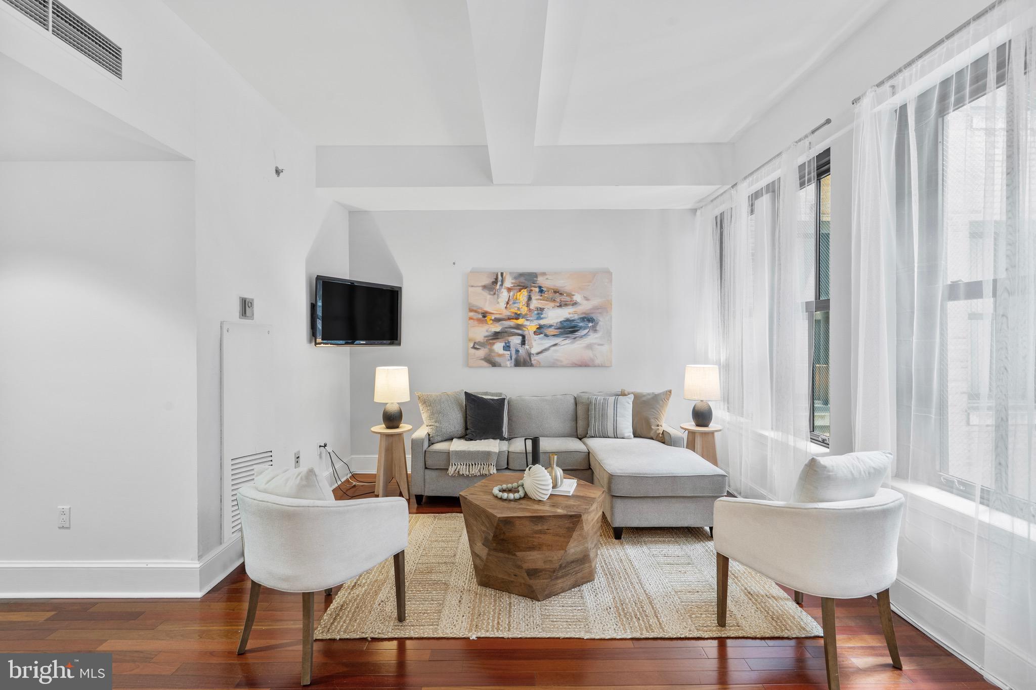 RITTENHOUSE SQUARE - Residential