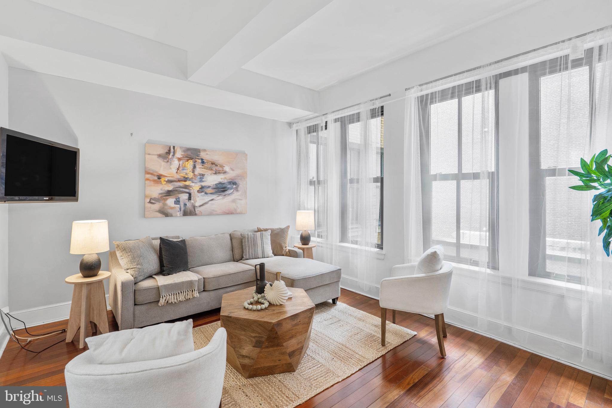 RITTENHOUSE SQUARE - Residential