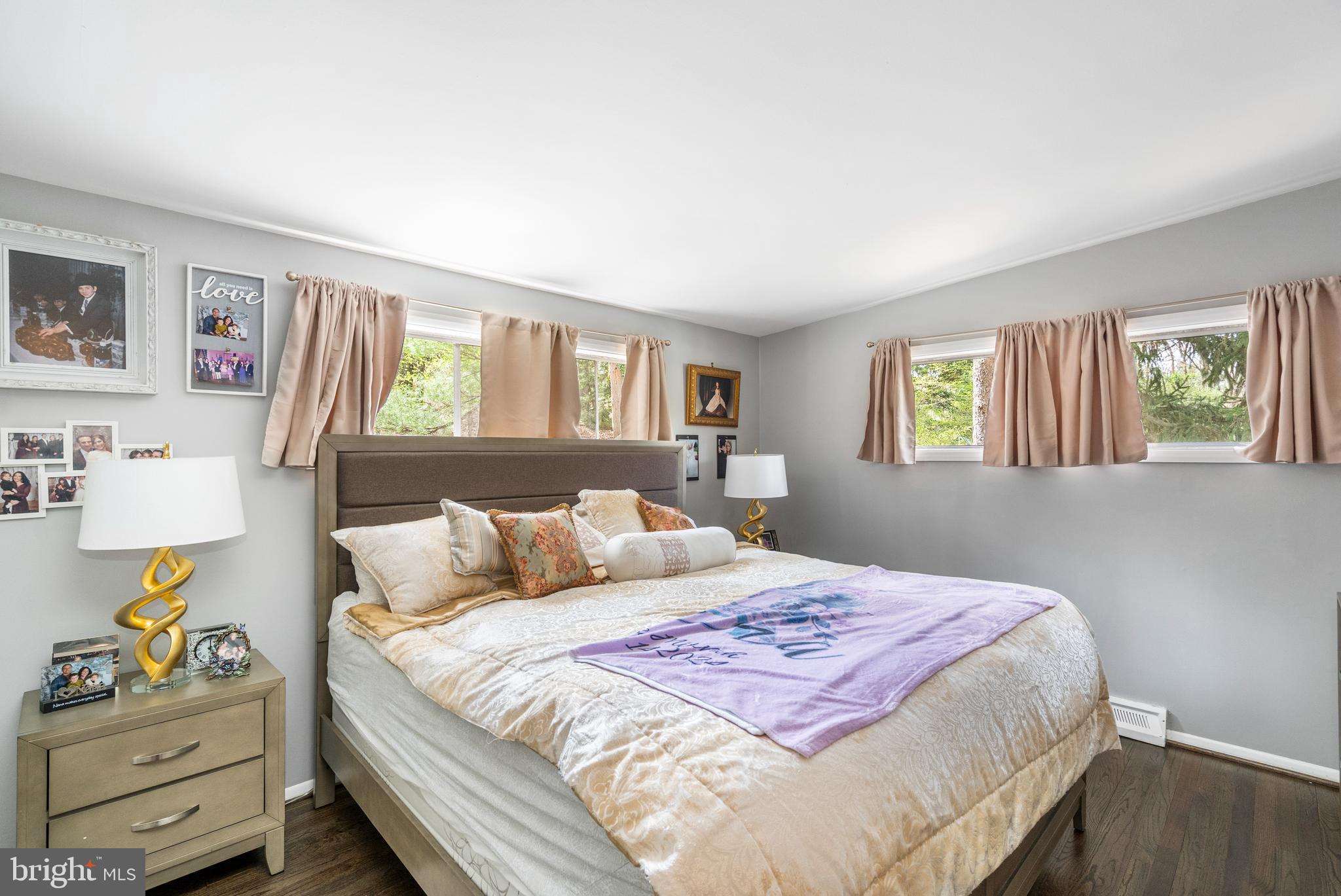 MIDFIELD - Residential