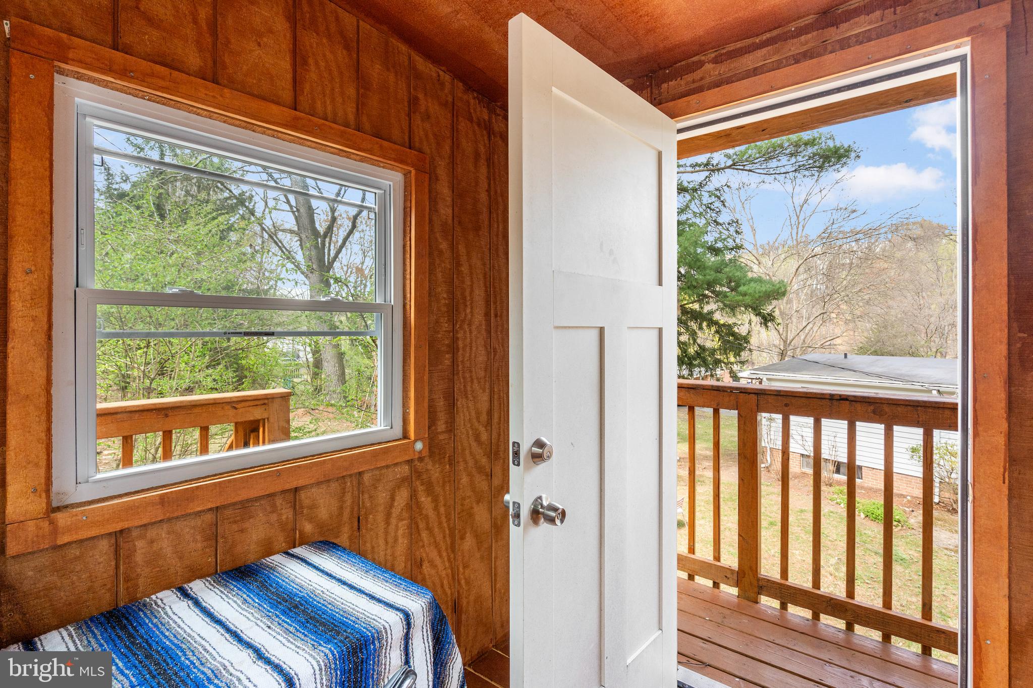 MIDFIELD - Residential