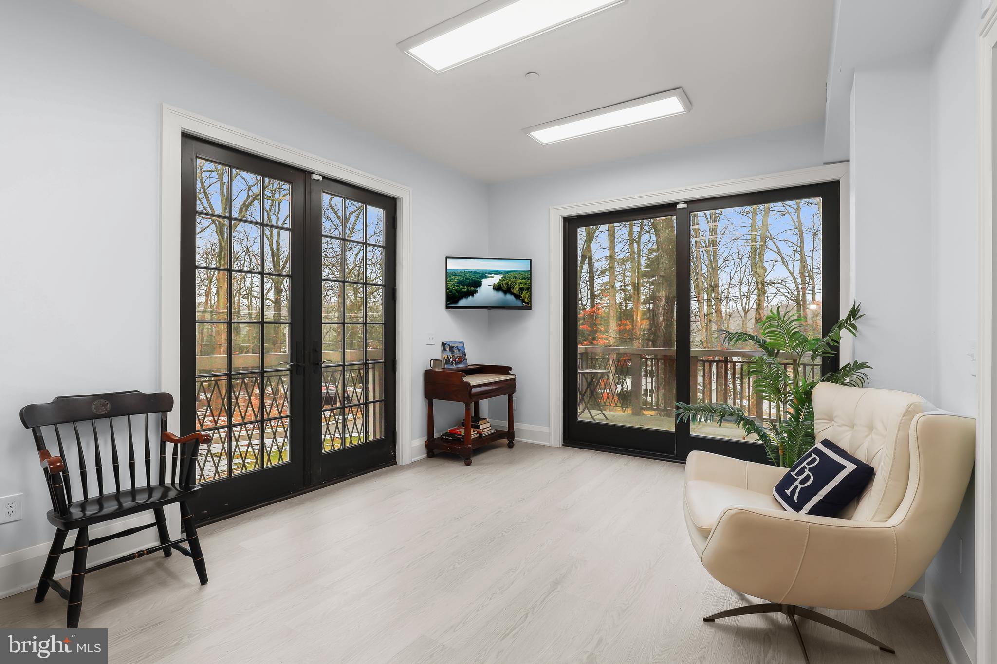 GIBSON ISLAND - Residential